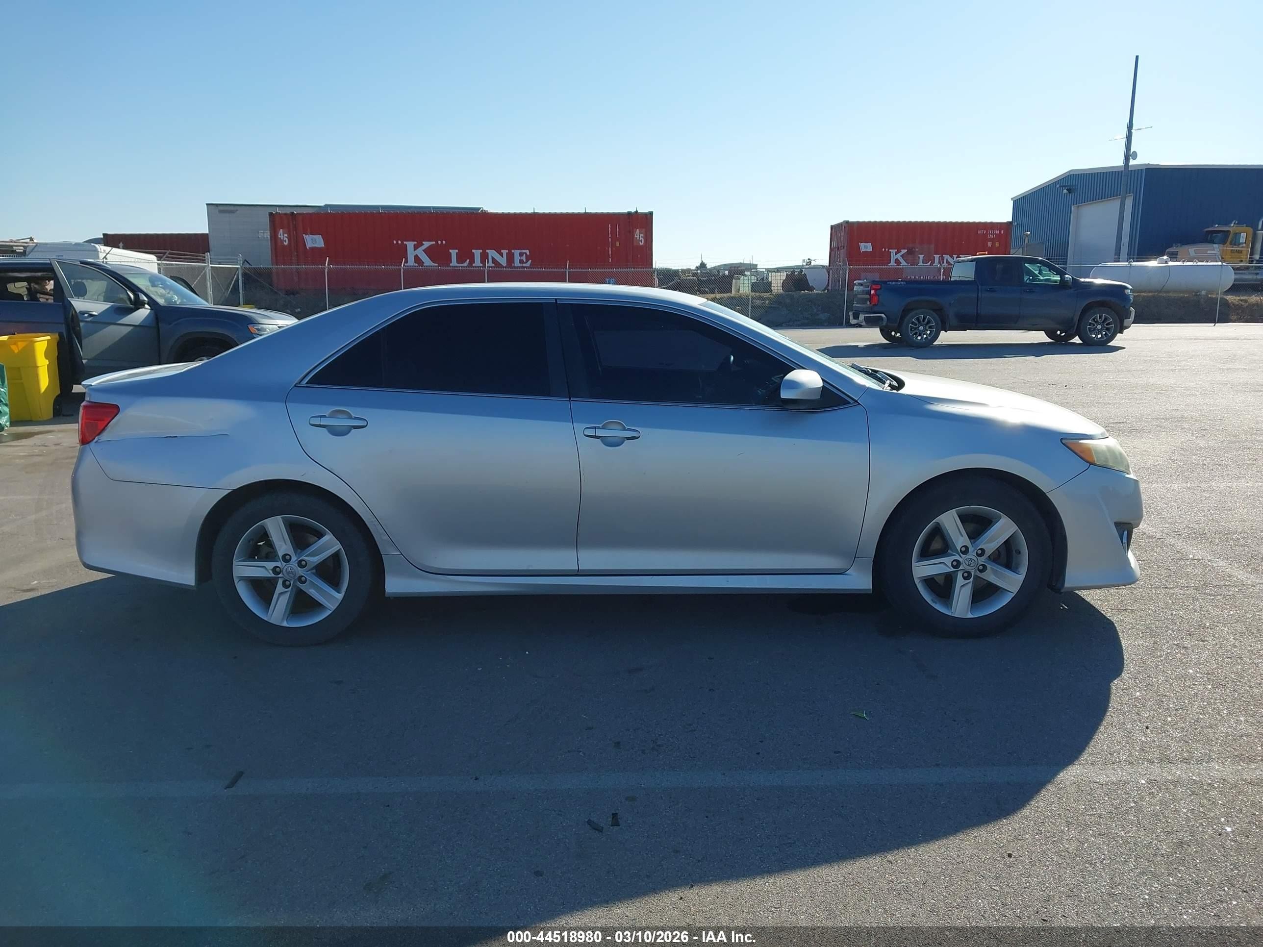 2014 Toyota Camry Se Silver vin: 4T1BF1FK3EU453112