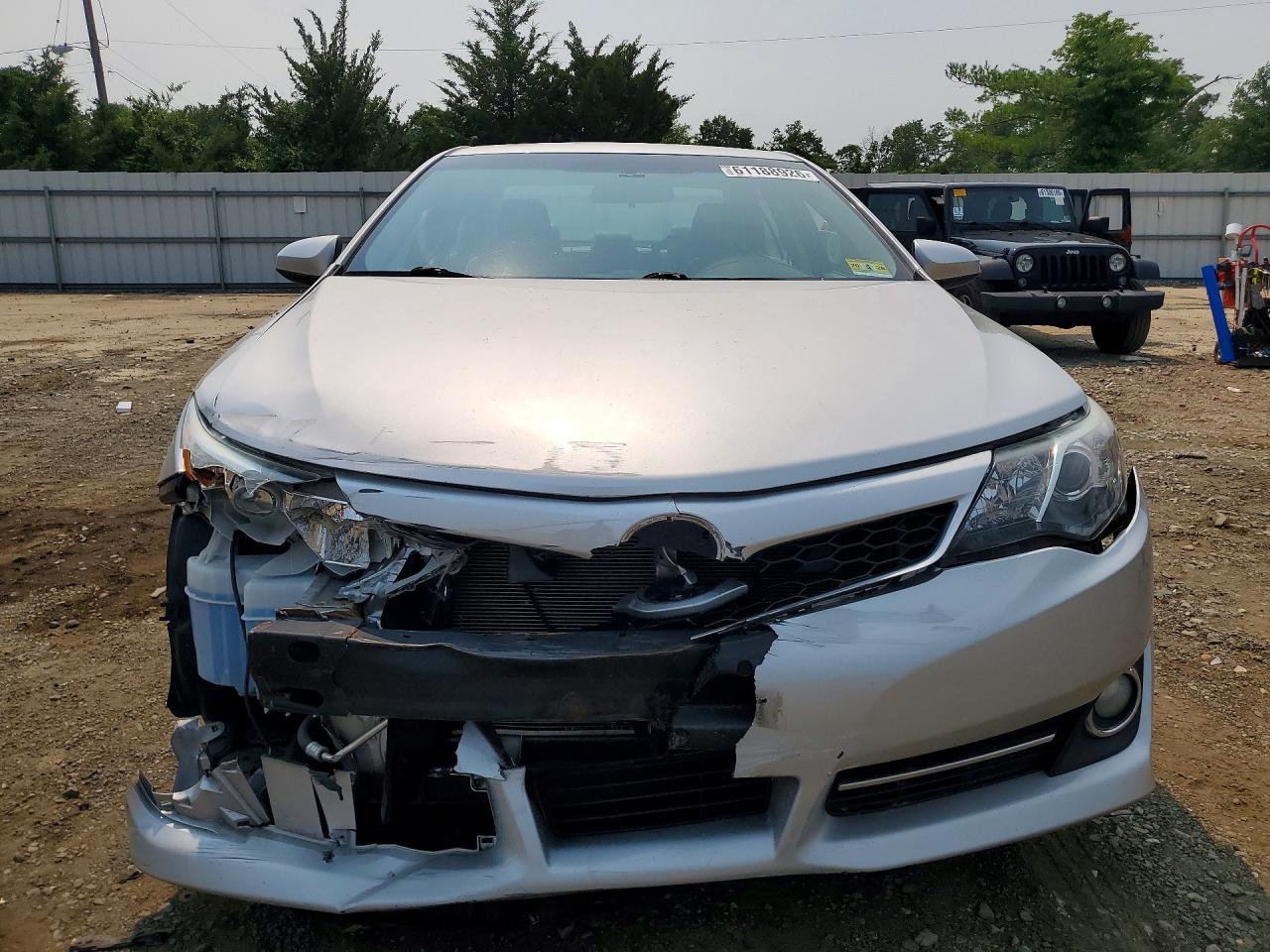 2014 Toyota Camry Se Silver vin: 4T1BF1FK3EU454051