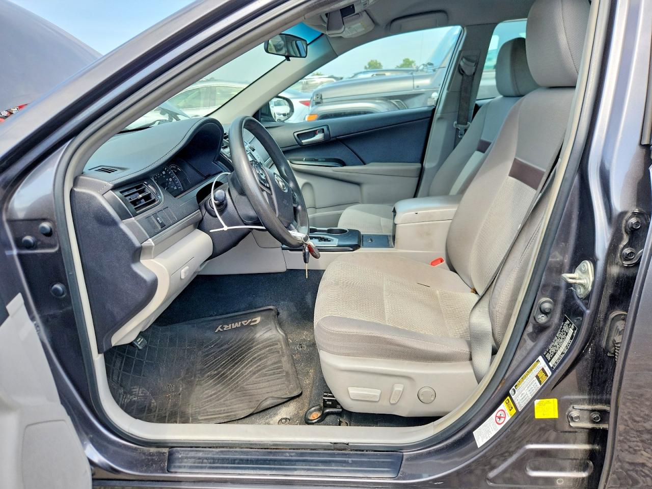 2014 Toyota Camry Le Gray vin: 4T1BF1FK3EU458729