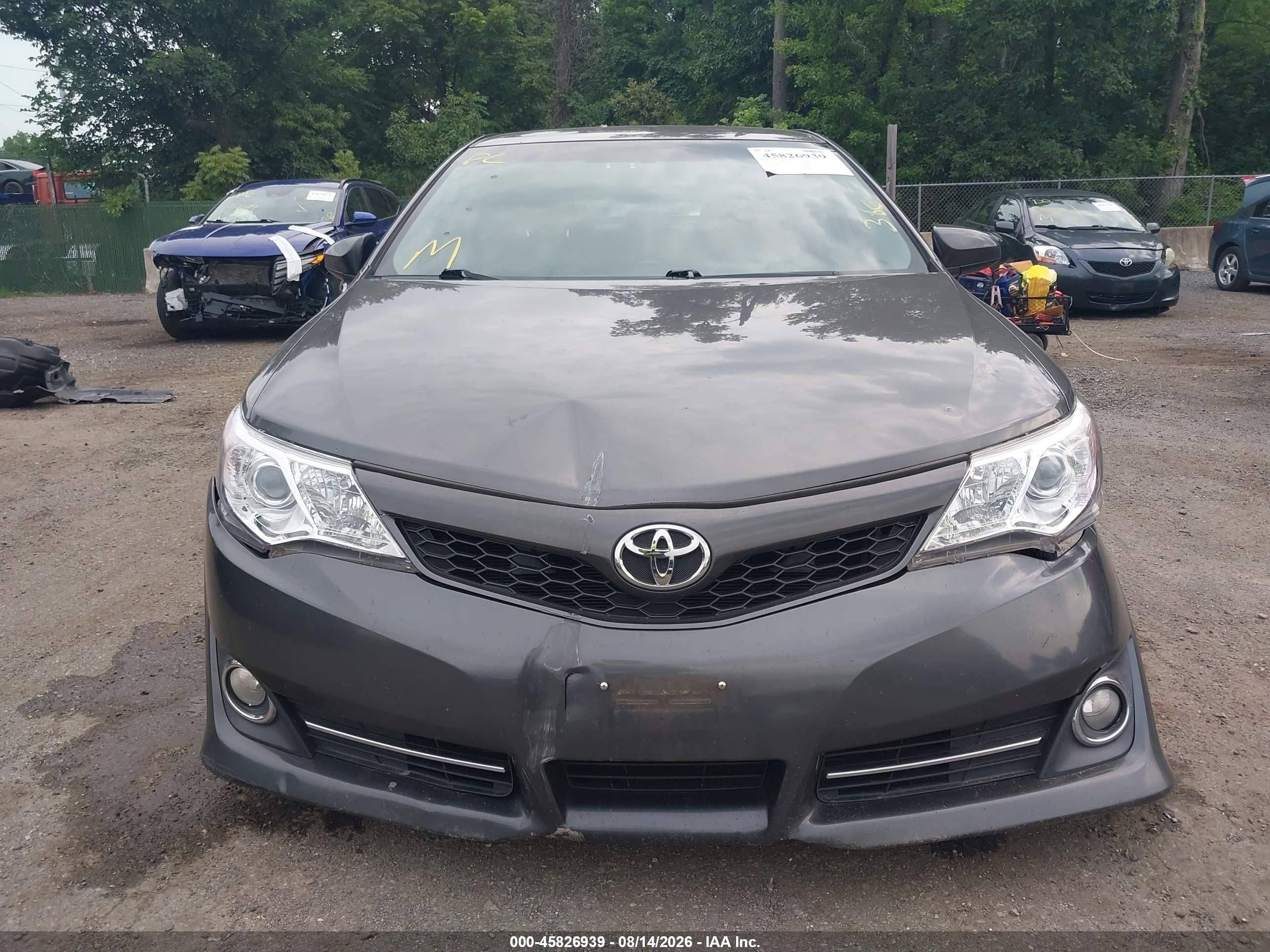 2014 Toyota Camry Se Gray vin: 4T1BF1FK3EU470721