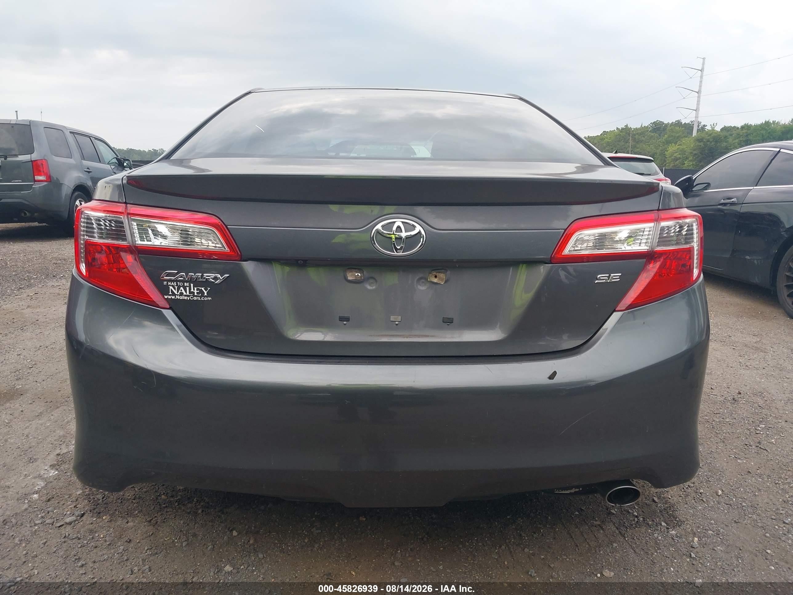 2014 Toyota Camry Se Gray vin: 4T1BF1FK3EU470721