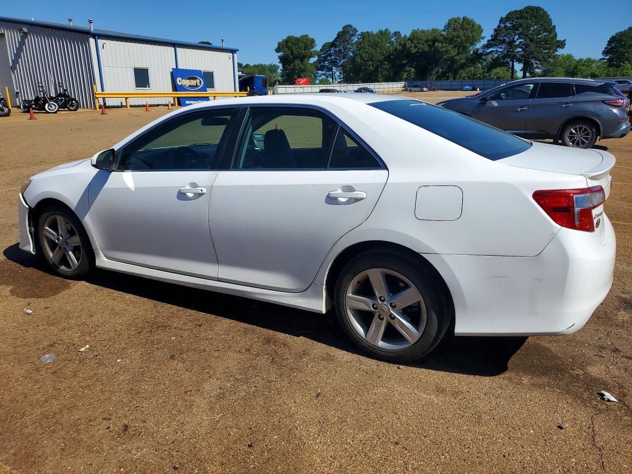 2014 Toyota Camry Se White vin: 4T1BF1FK3EU734343