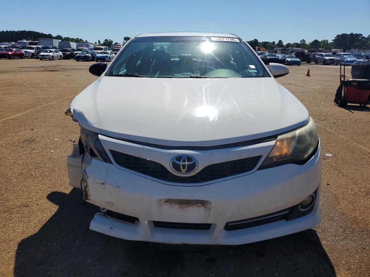 2014 Toyota Camry Se White vin: 4T1BF1FK3EU734343