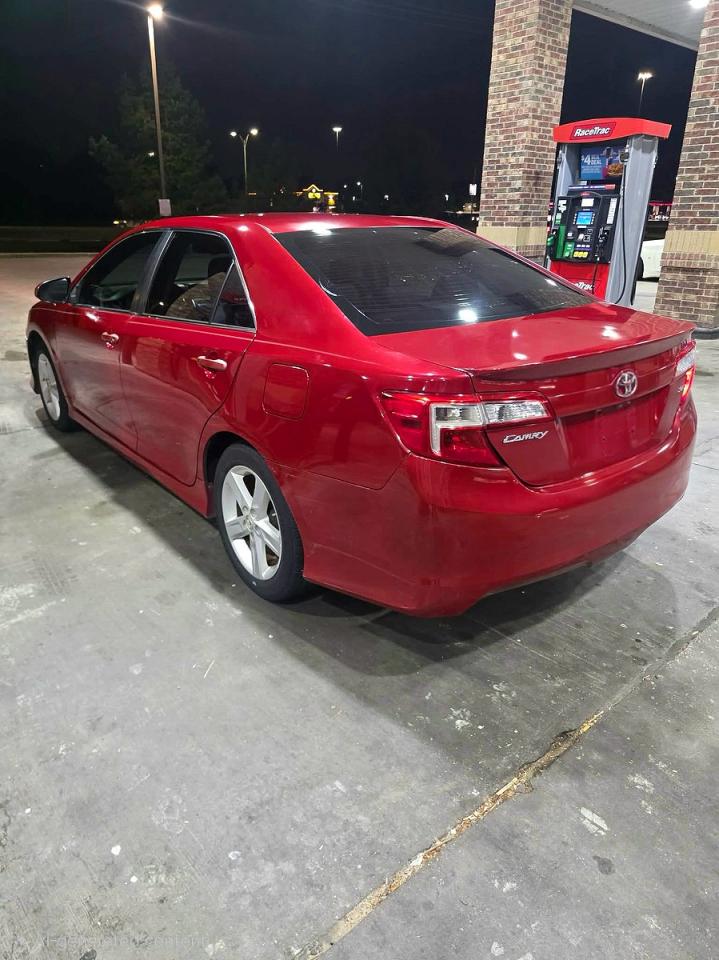 2014 Toyota Camry Se Red vin: 4T1BF1FK3EU736321