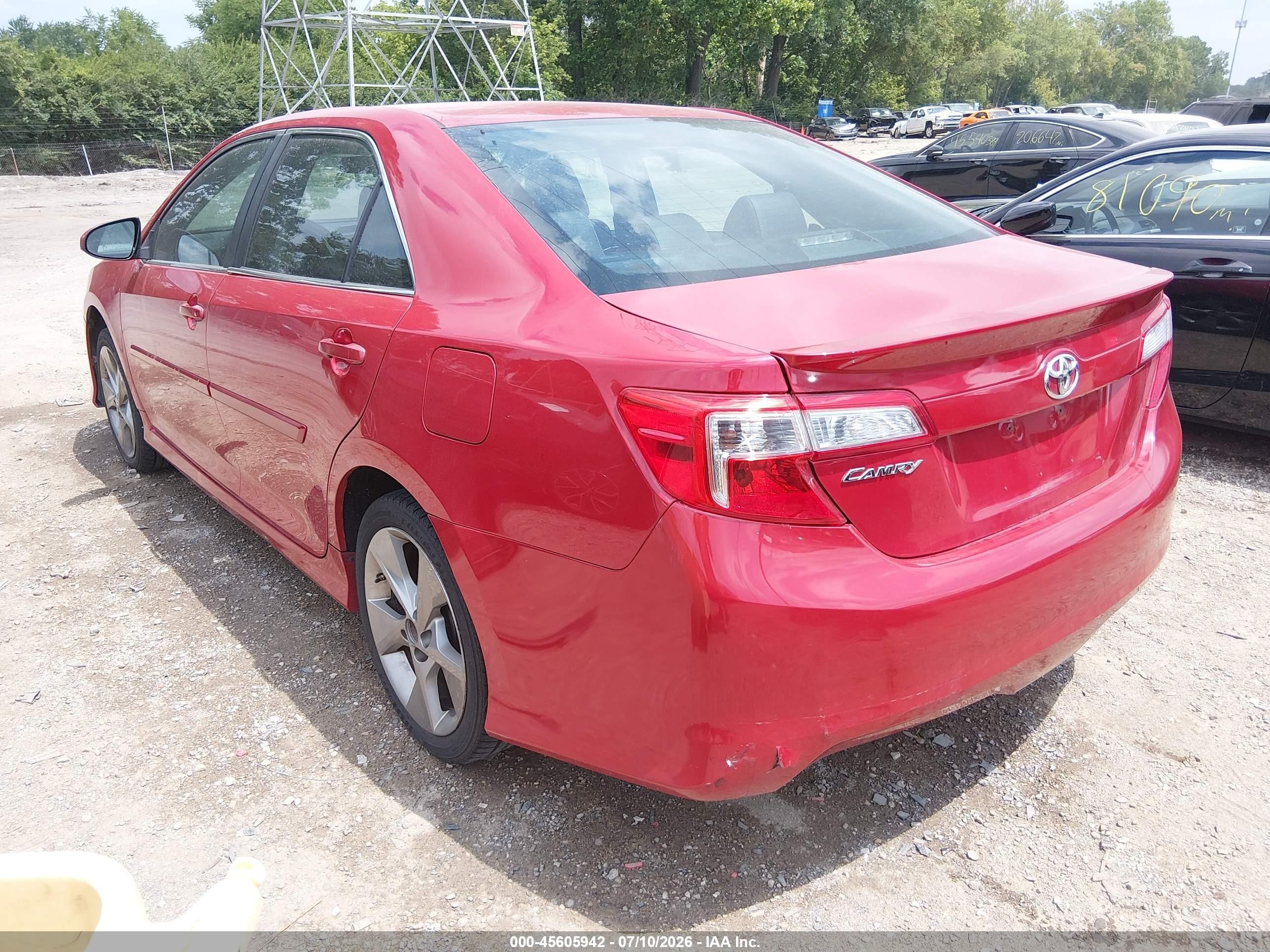 2014 Toyota Camry Se Sport Red vin: 4T1BF1FK3EU742202