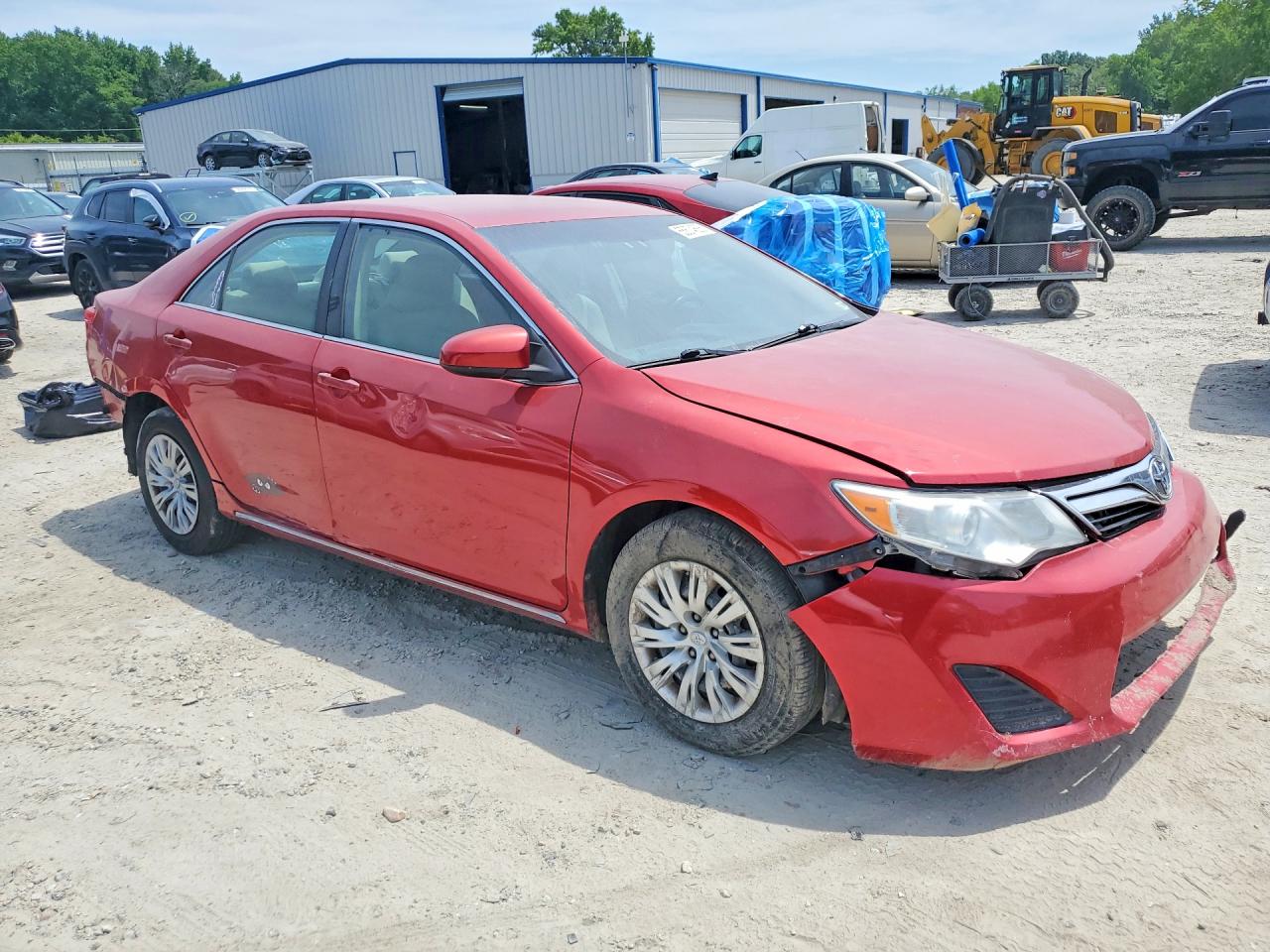 2014 Toyota Camry Le Burgundy vin: 4T1BF1FK3EU743690