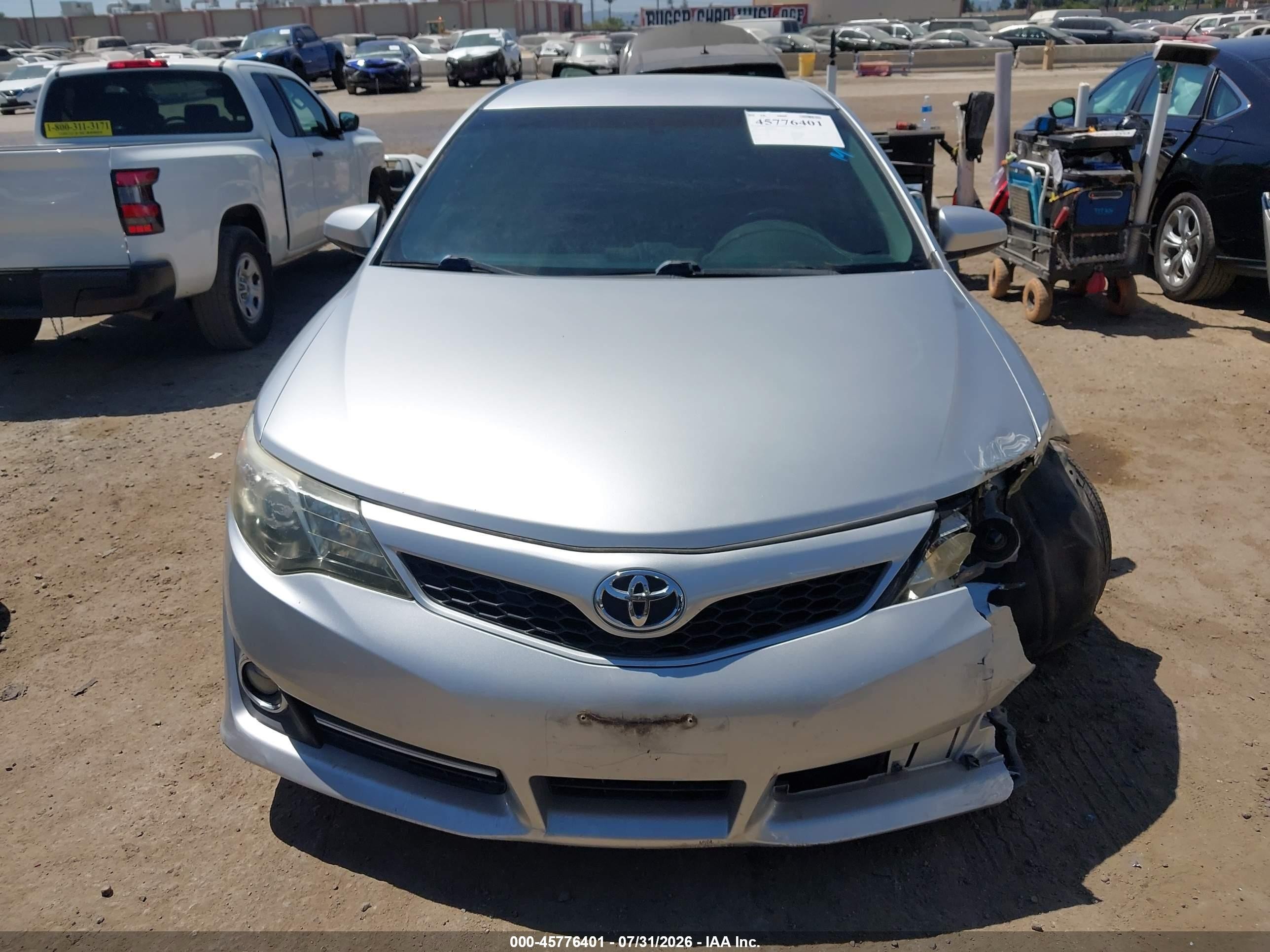 2014 Toyota Camry Se Silver vin: 4T1BF1FK3EU759646