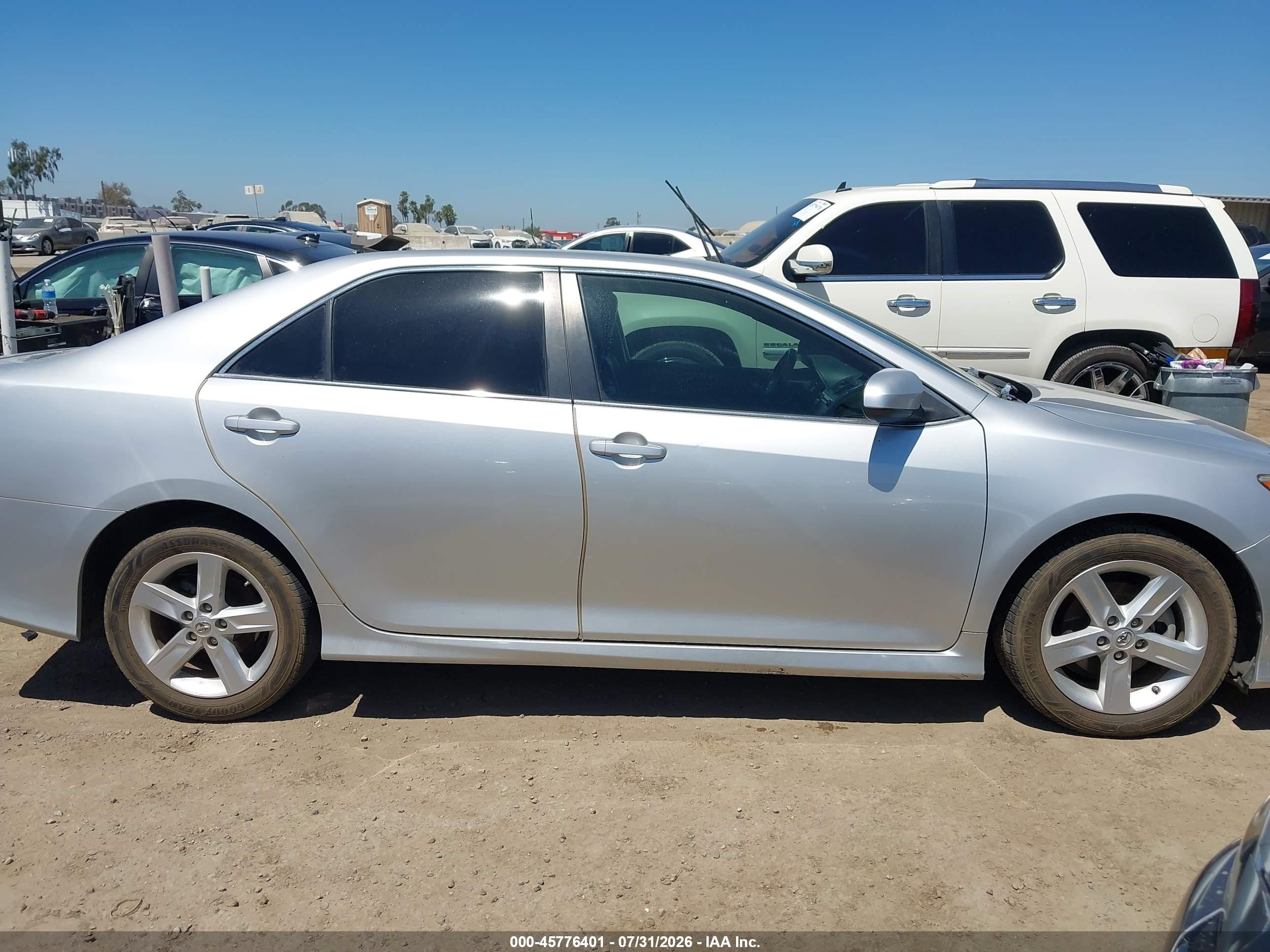 2014 Toyota Camry Se Silver vin: 4T1BF1FK3EU759646