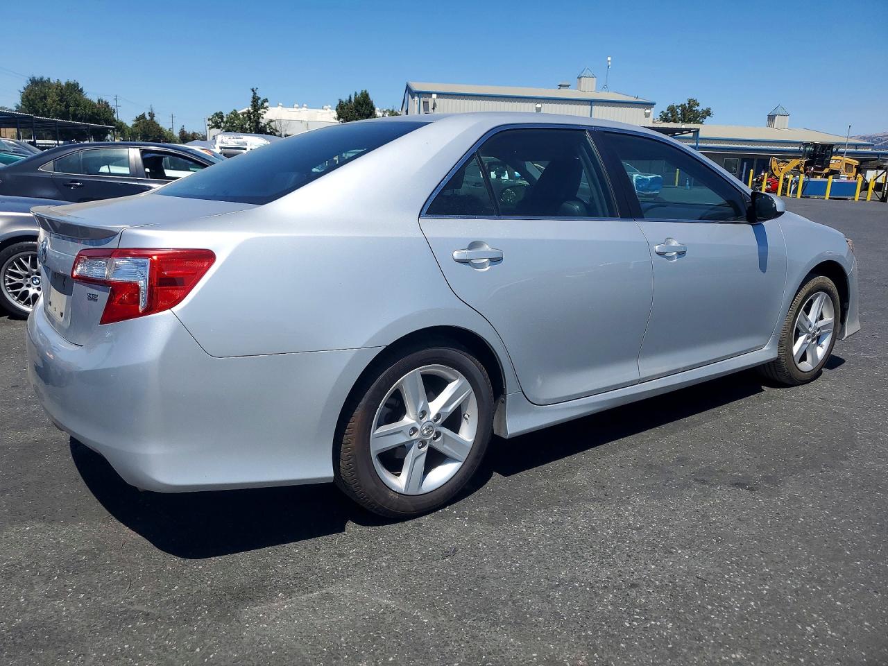2014 Toyota Camry Se Silver vin: 4T1BF1FK3EU763955