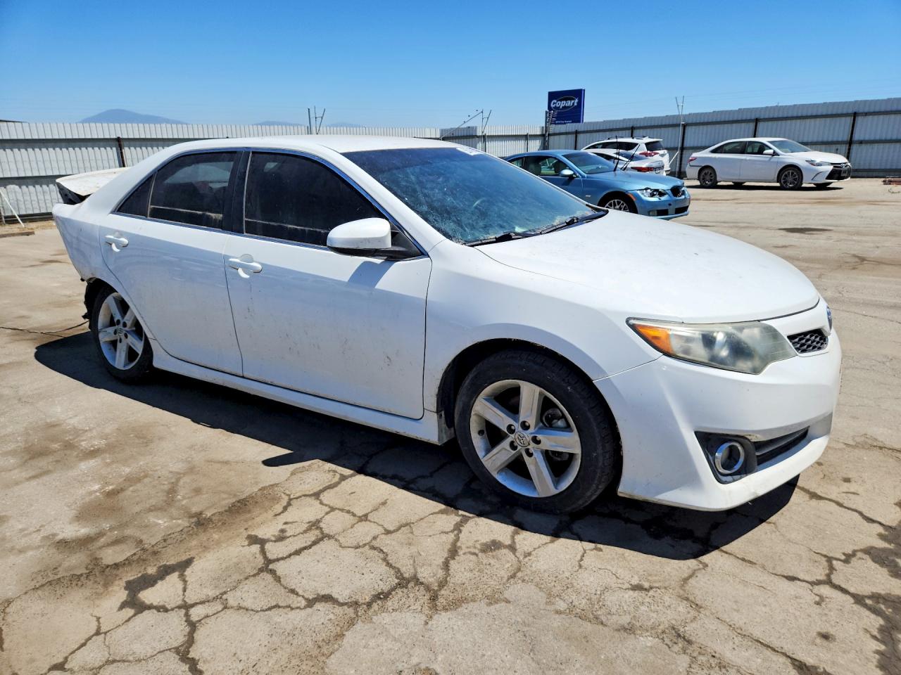 2014 Toyota Camry Se Белый vin: 4T1BF1FK3EU767679