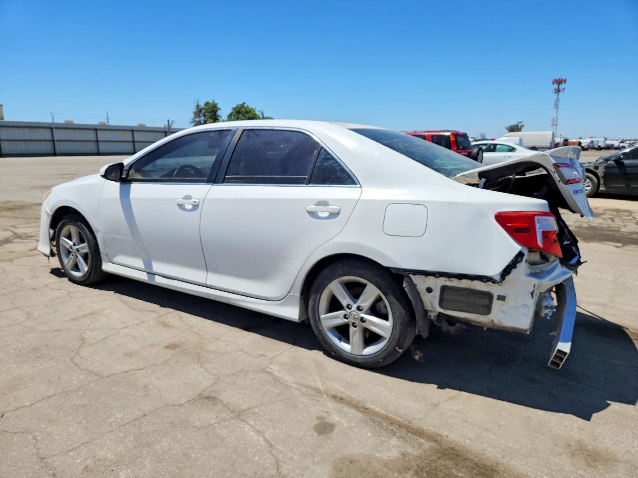 2014 Toyota Camry Se Белый vin: 4T1BF1FK3EU767679