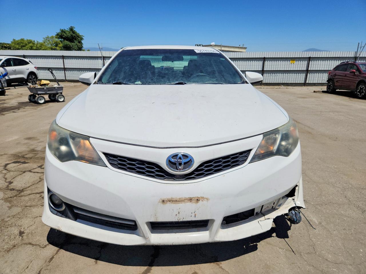 2014 Toyota Camry Se Белый vin: 4T1BF1FK3EU767679