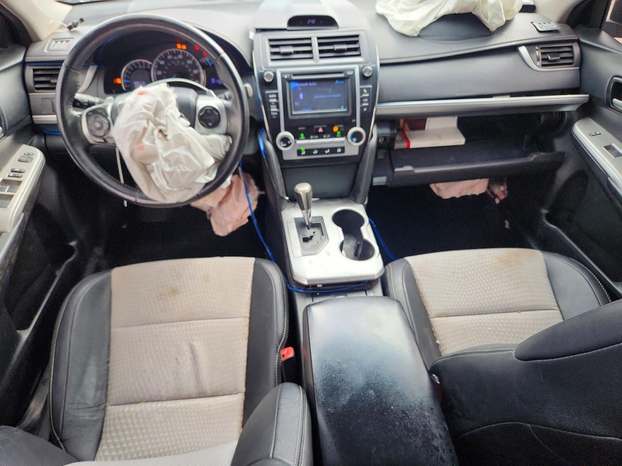 2014 Toyota Camry Red vin: 4T1BF1FK3EU768007