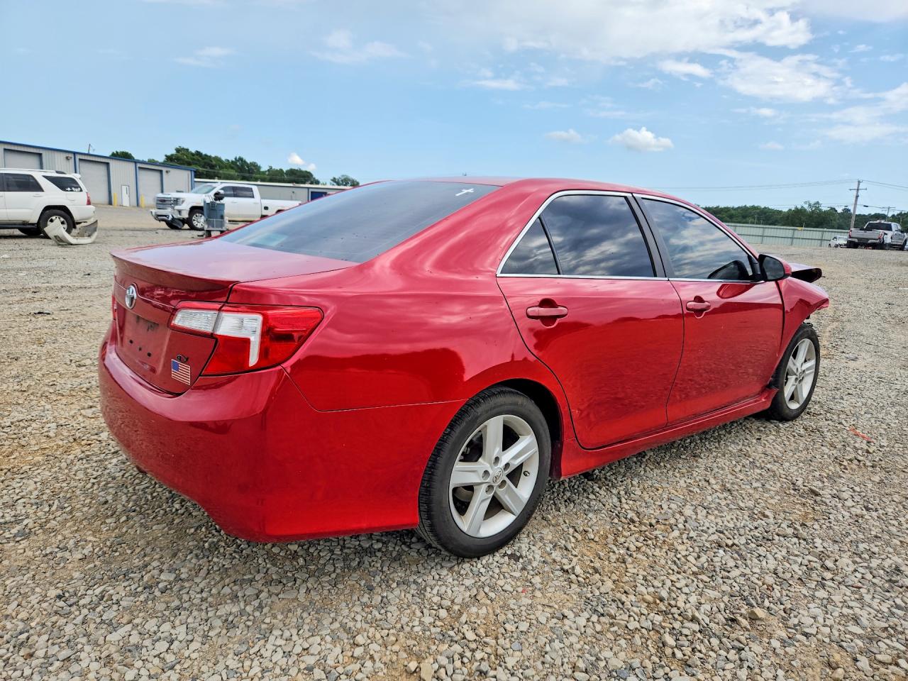 2014 Toyota Camry Red vin: 4T1BF1FK3EU768007