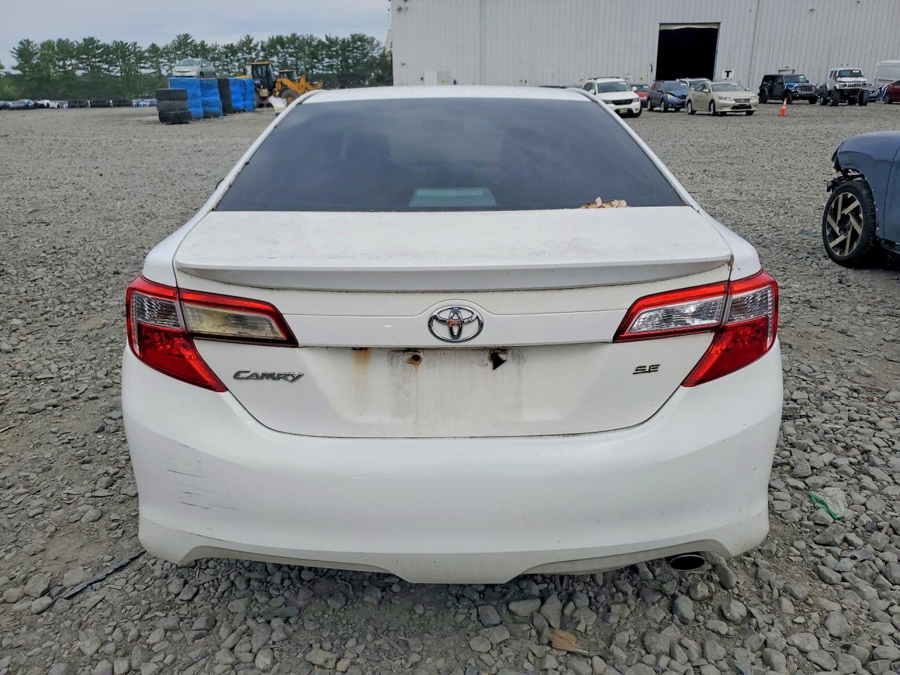 2014 Toyota Camry Белый vin: 4T1BF1FK3EU789164