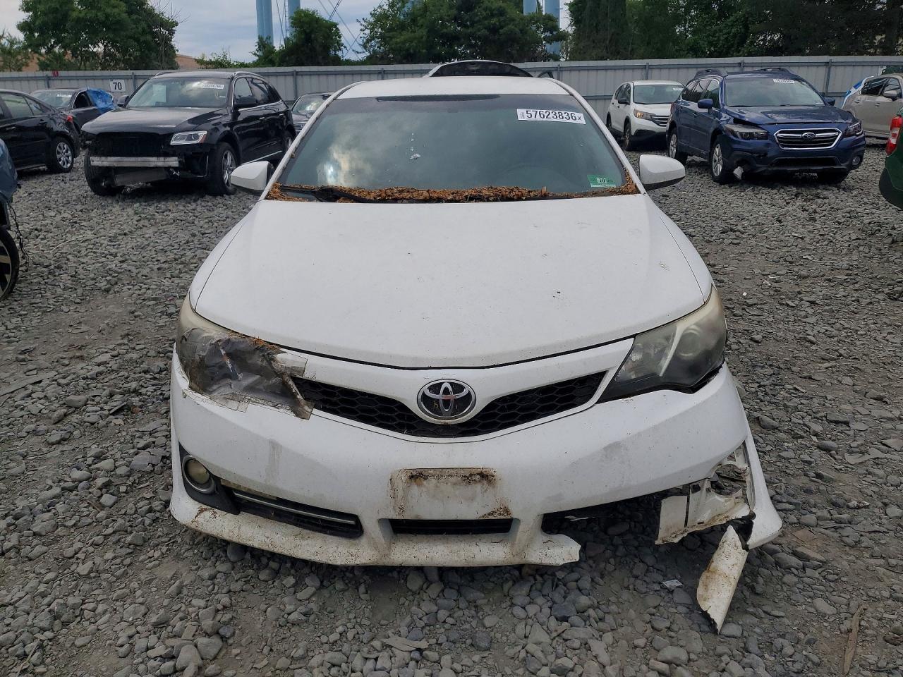 2014 Toyota Camry Белый vin: 4T1BF1FK3EU789164