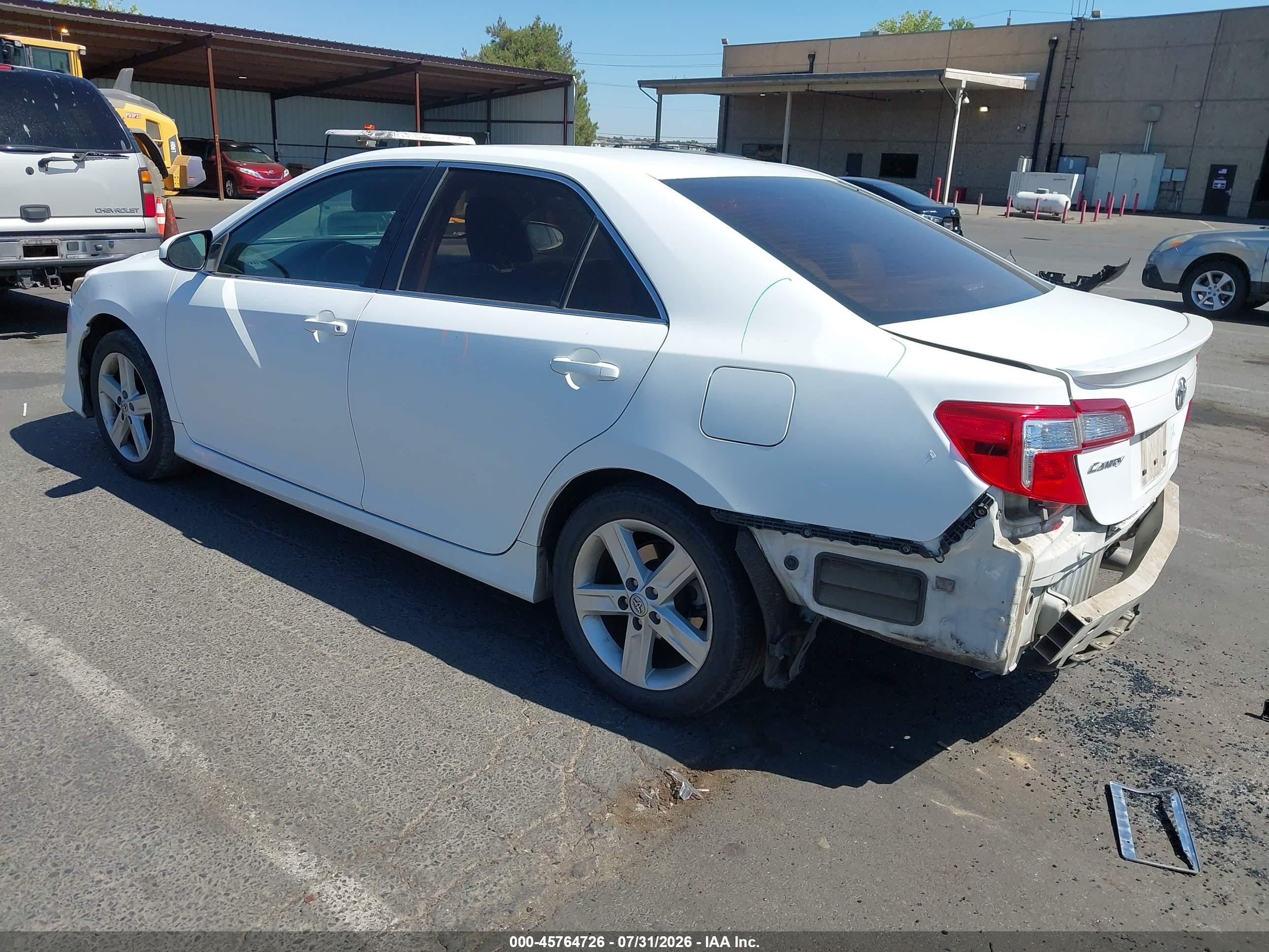 2014 Toyota Camry Se White vin: 4T1BF1FK3EU793750