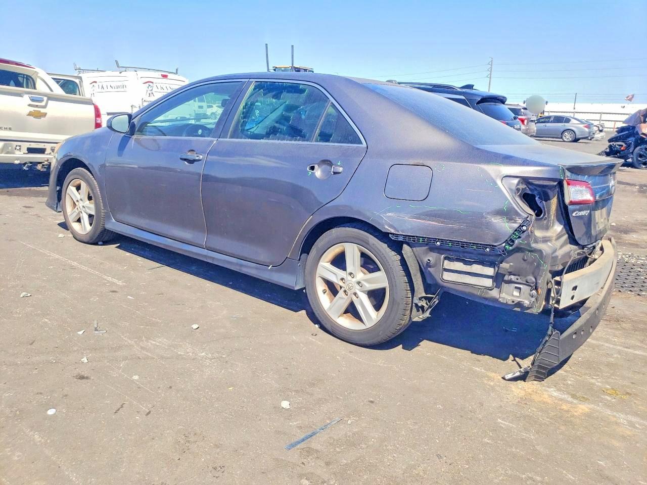 2014 Toyota Camry Se Gray vin: 4T1BF1FK3EU799743