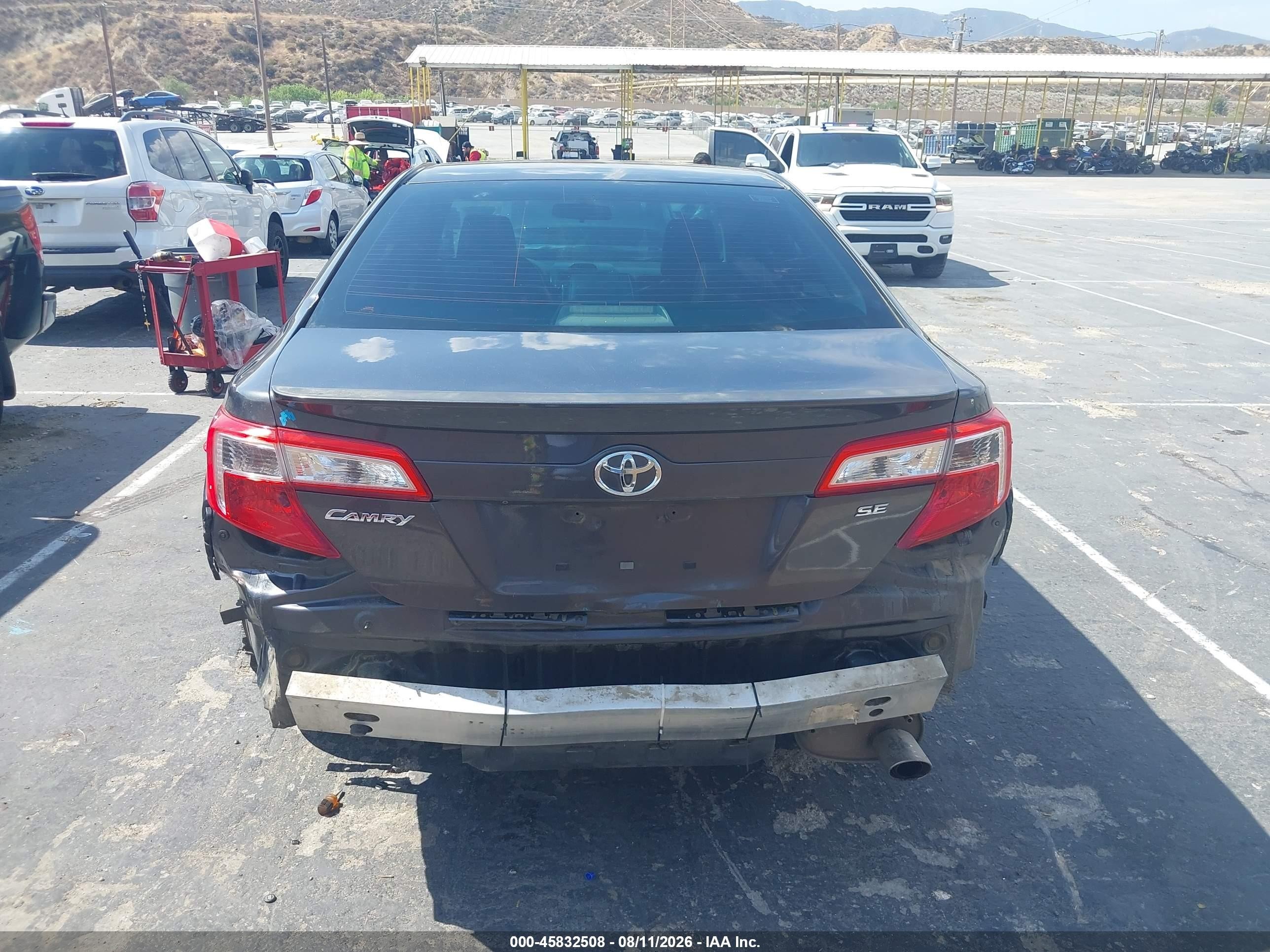 2014 Toyota Camry Se Gray vin: 4T1BF1FK3EU806206
