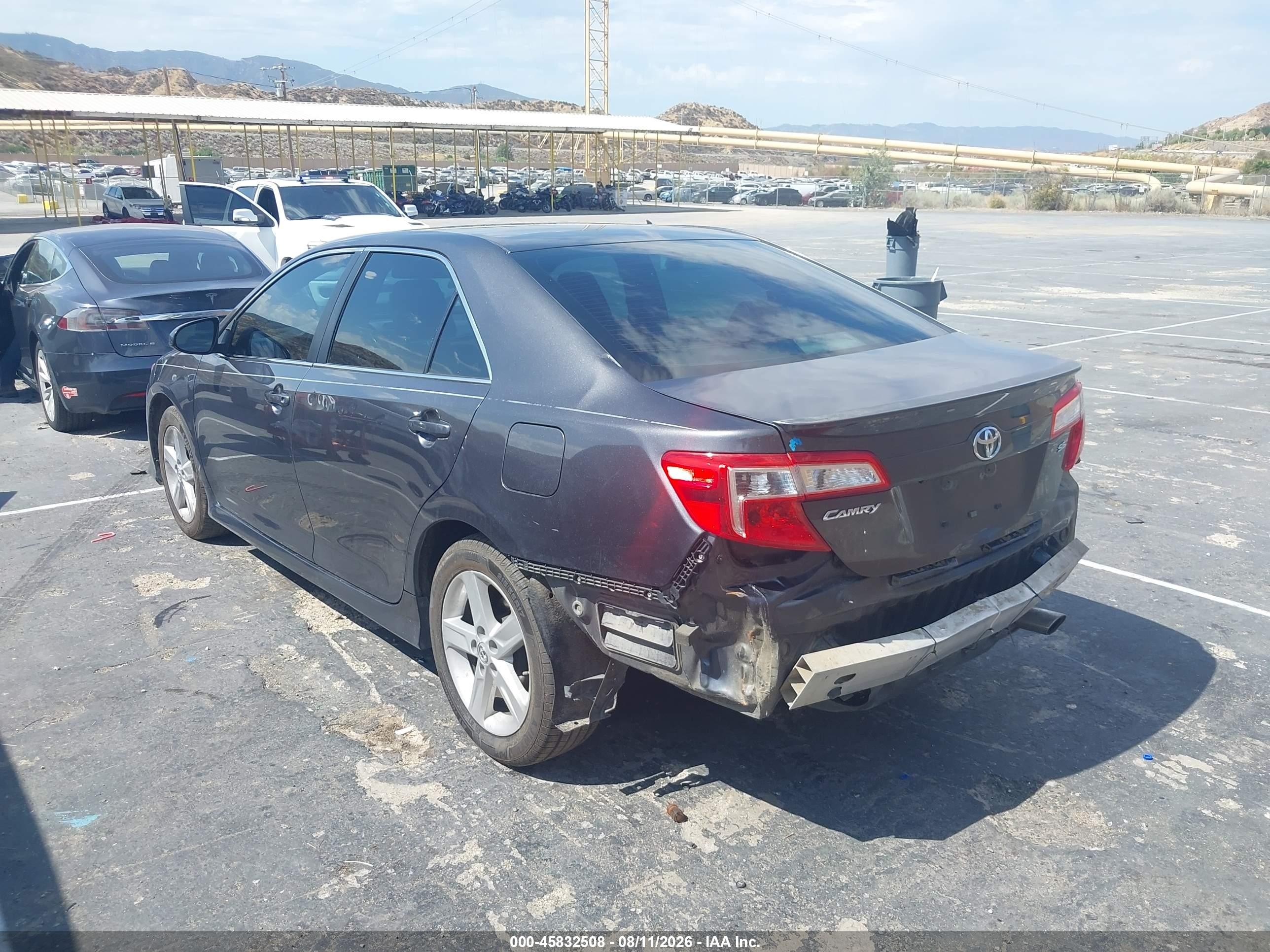 2014 Toyota Camry Se Gray vin: 4T1BF1FK3EU806206