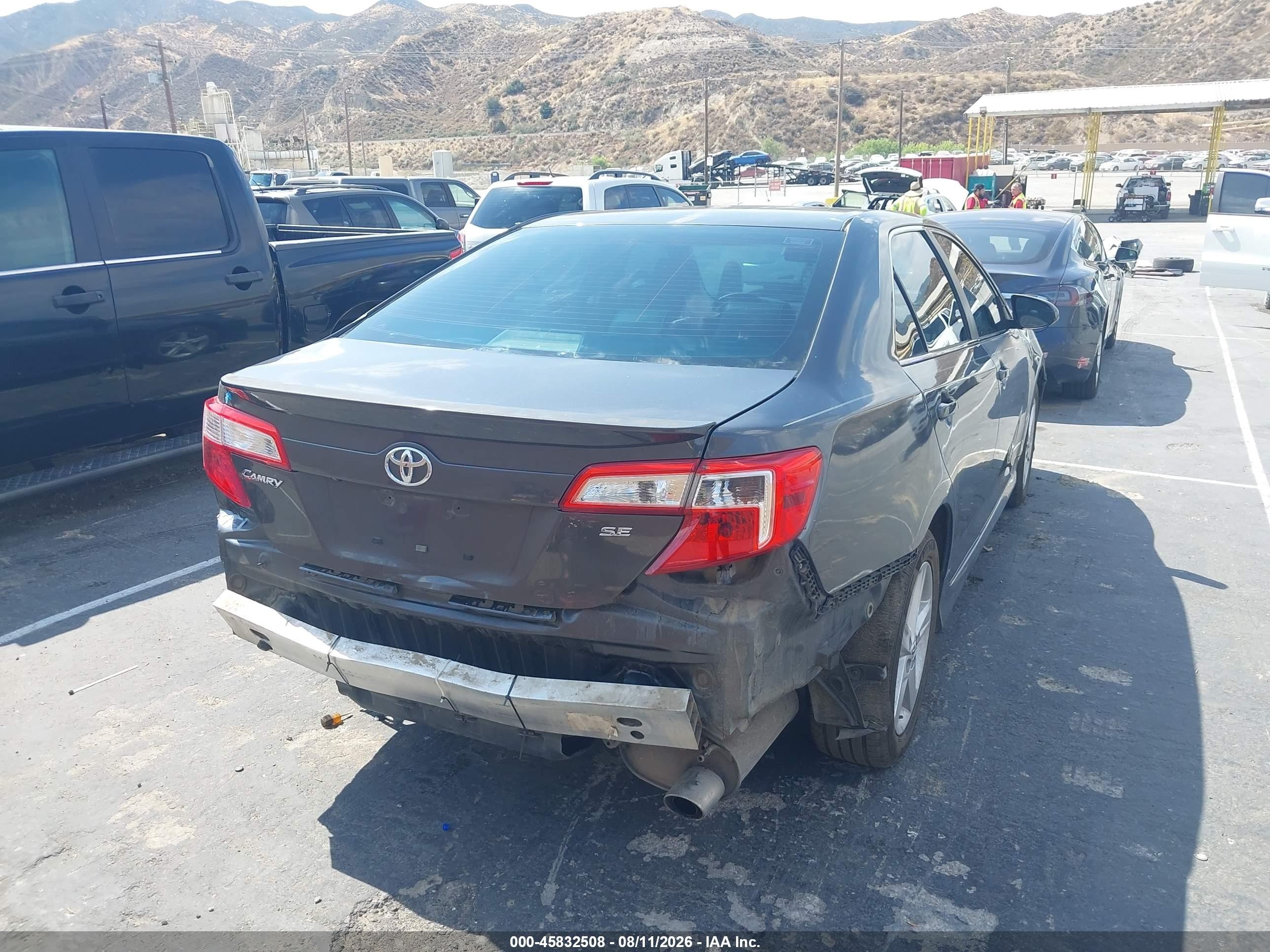 2014 Toyota Camry Se Gray vin: 4T1BF1FK3EU806206