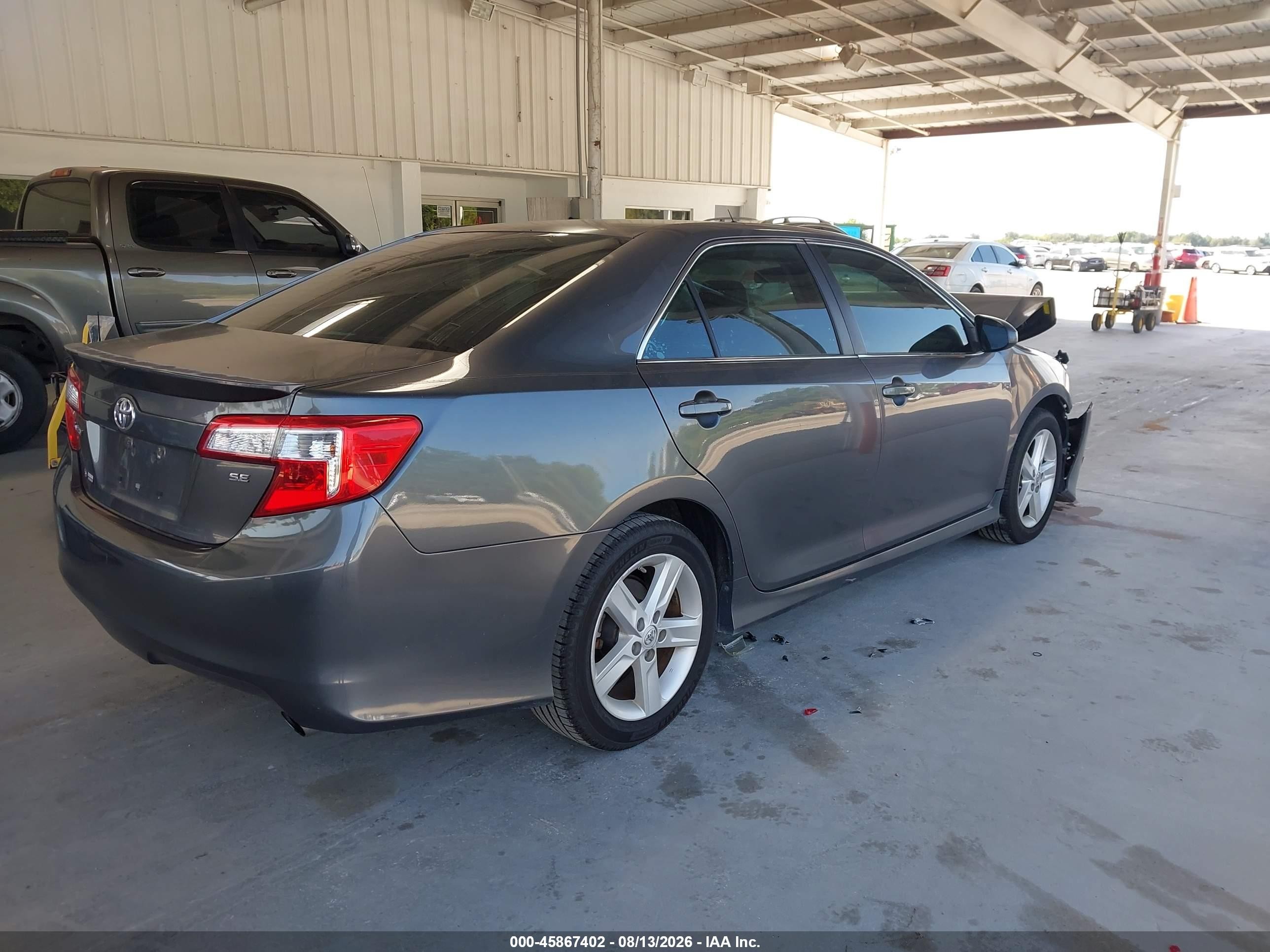 2014 Toyota Camry Se Gray vin: 4T1BF1FK3EU811406