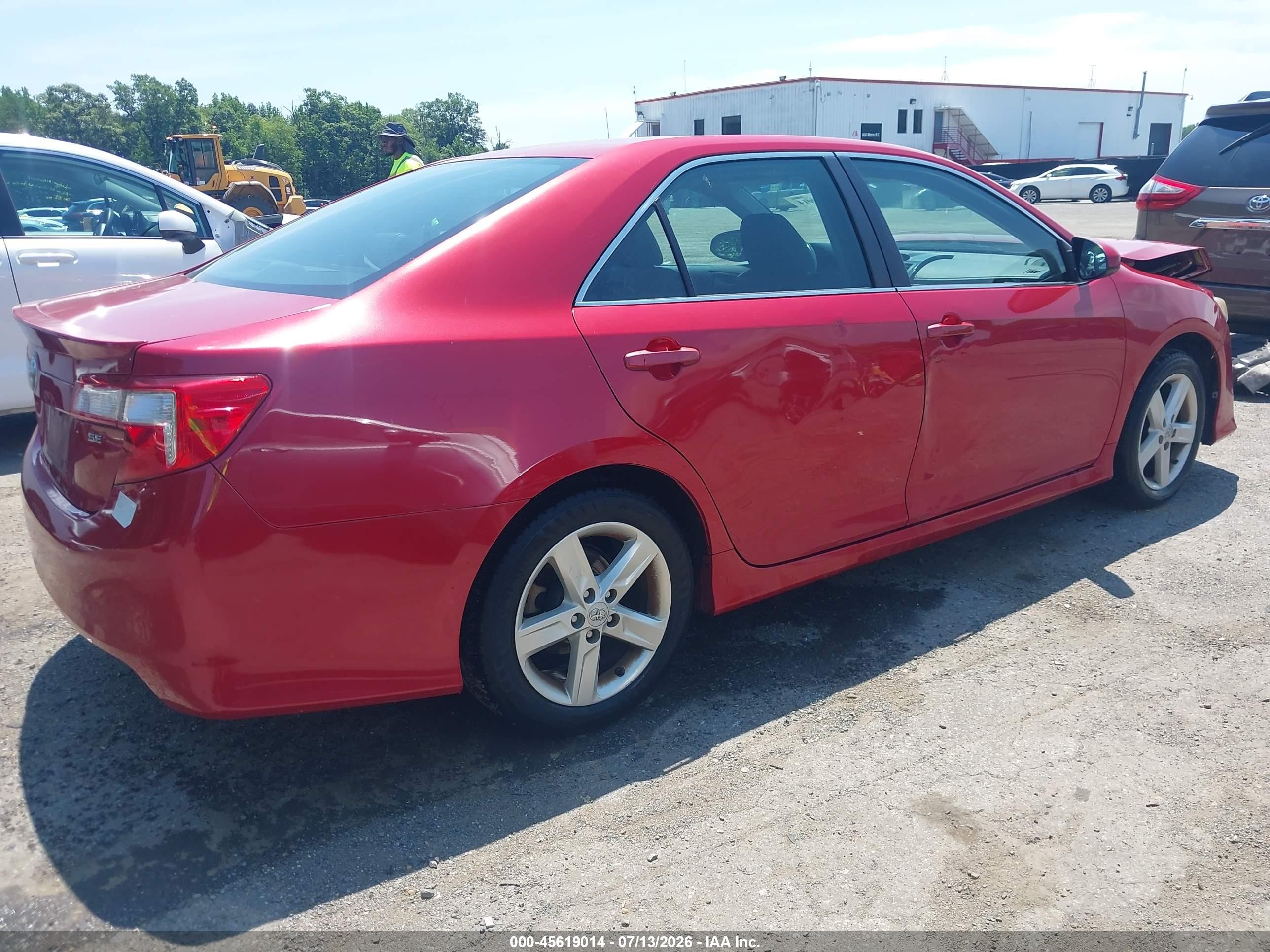 2014 Toyota Camry Se Red vin: 4T1BF1FK3EU815603