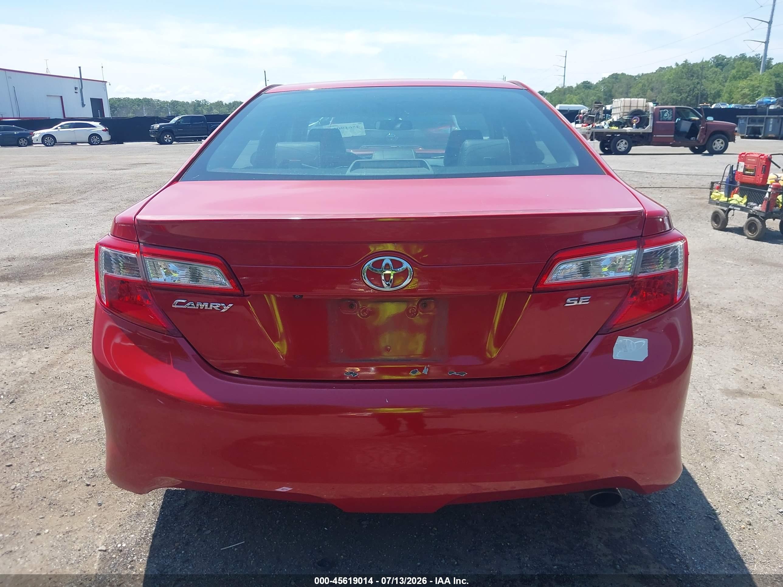 2014 Toyota Camry Se Red vin: 4T1BF1FK3EU815603