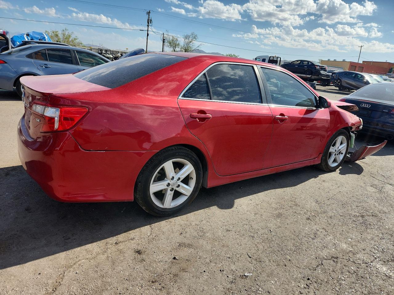 2014 Toyota Camry Se Red vin: 4T1BF1FK3EU817044