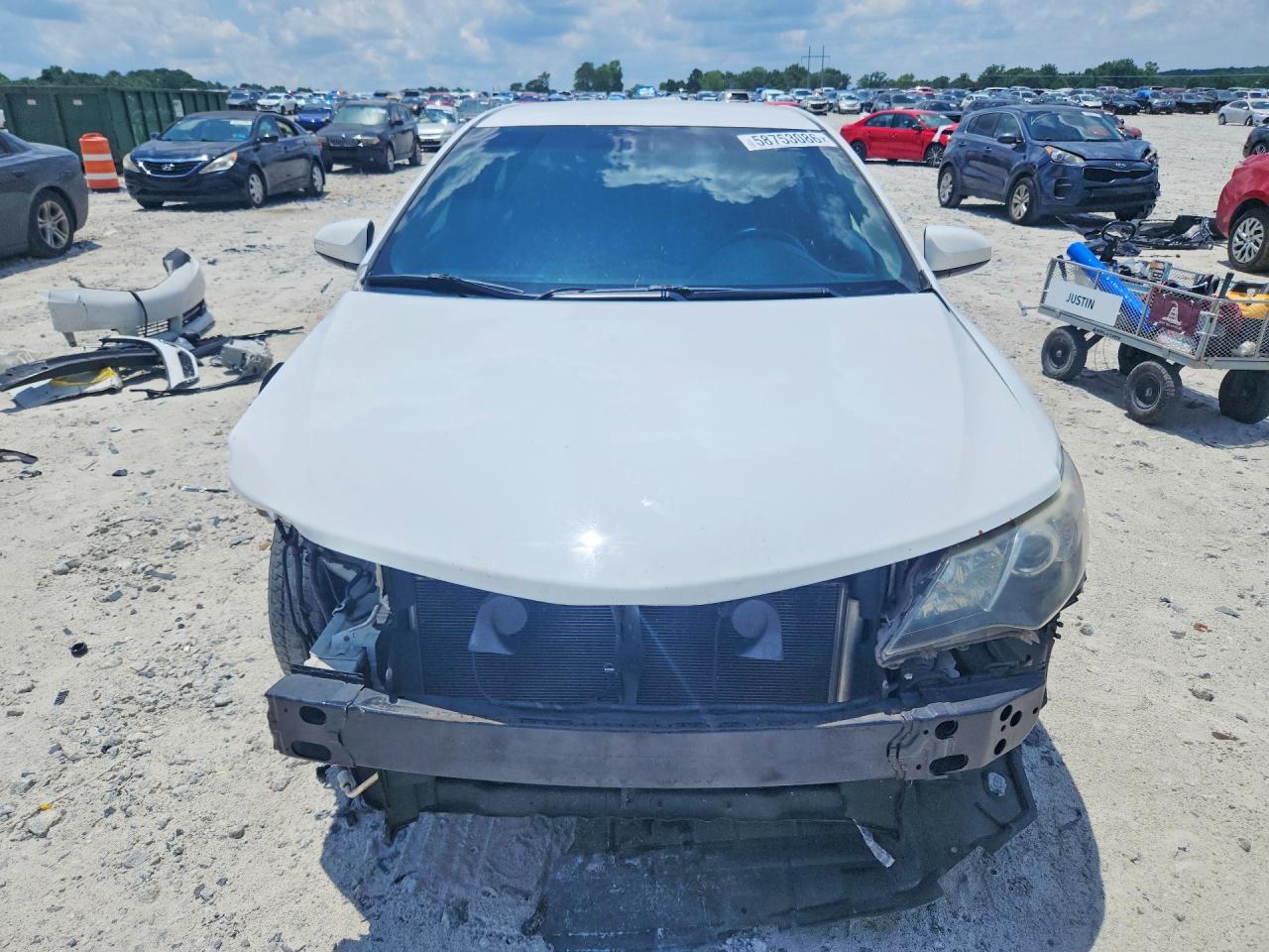 2014 Toyota Camry Se White vin: 4T1BF1FK3EU833678