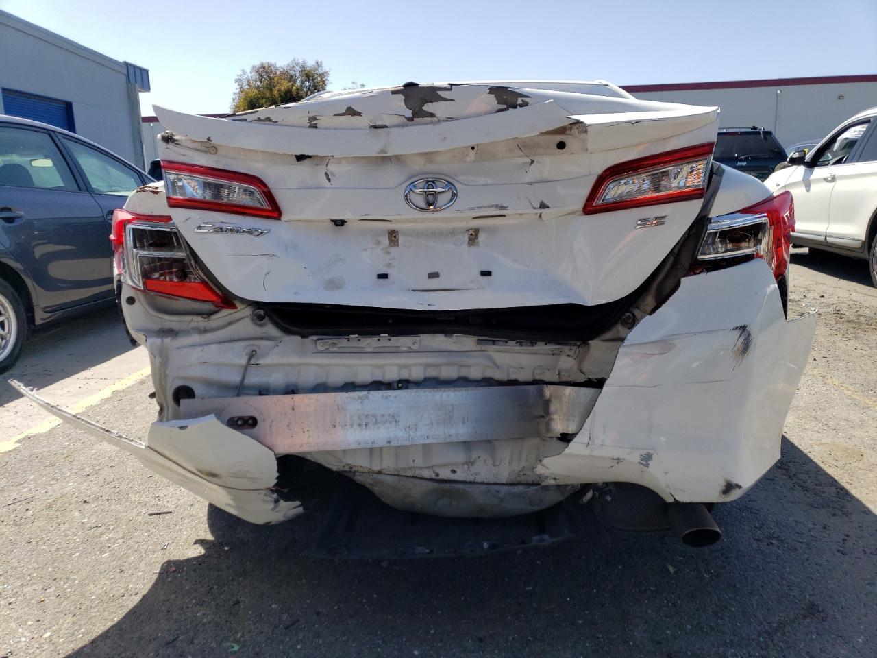 2014 Toyota Camray Белый vin: 4T1BF1FK3EU834491