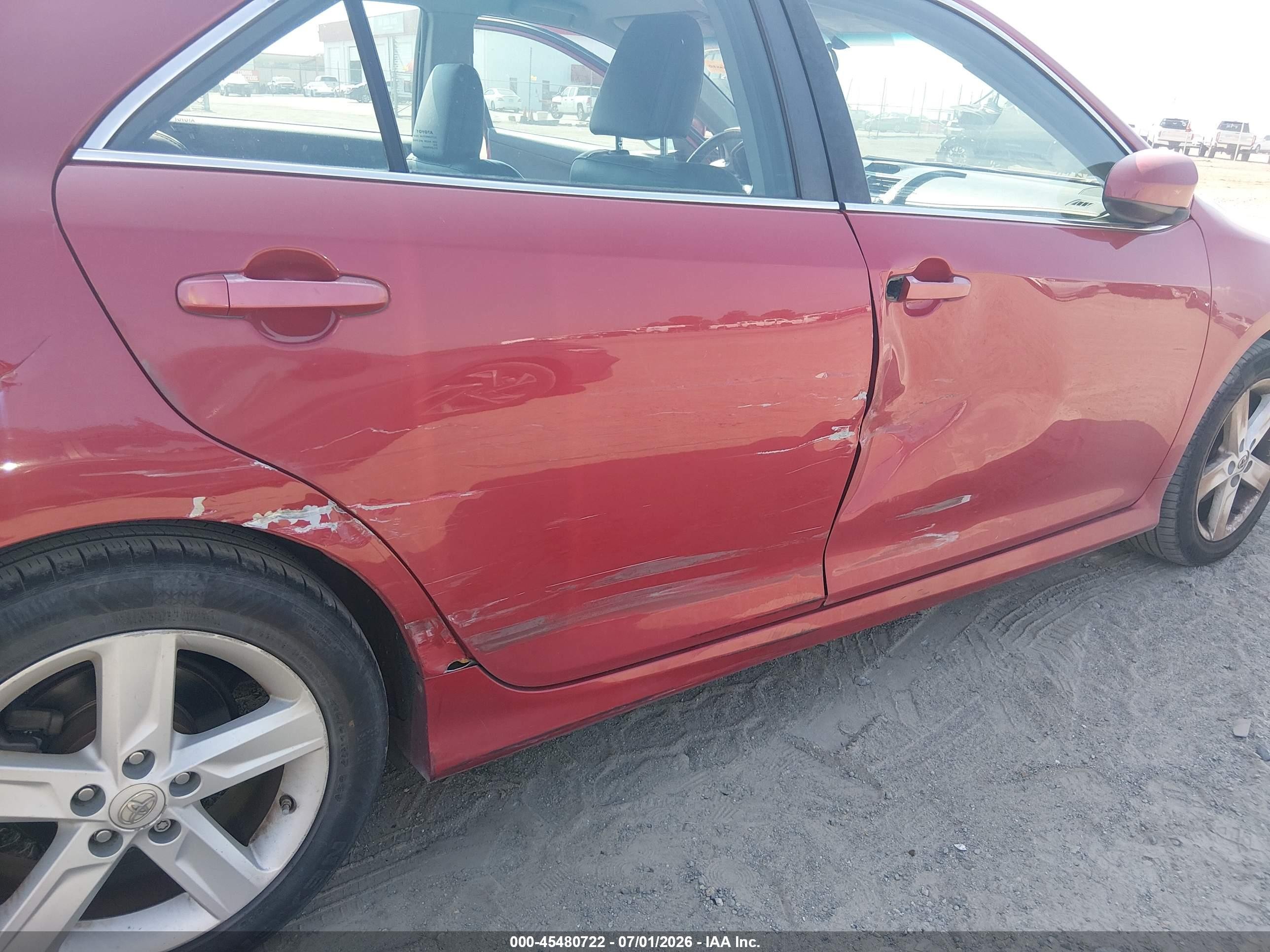2014 Toyota Camry Se Красный vin: 4T1BF1FK3EU834930