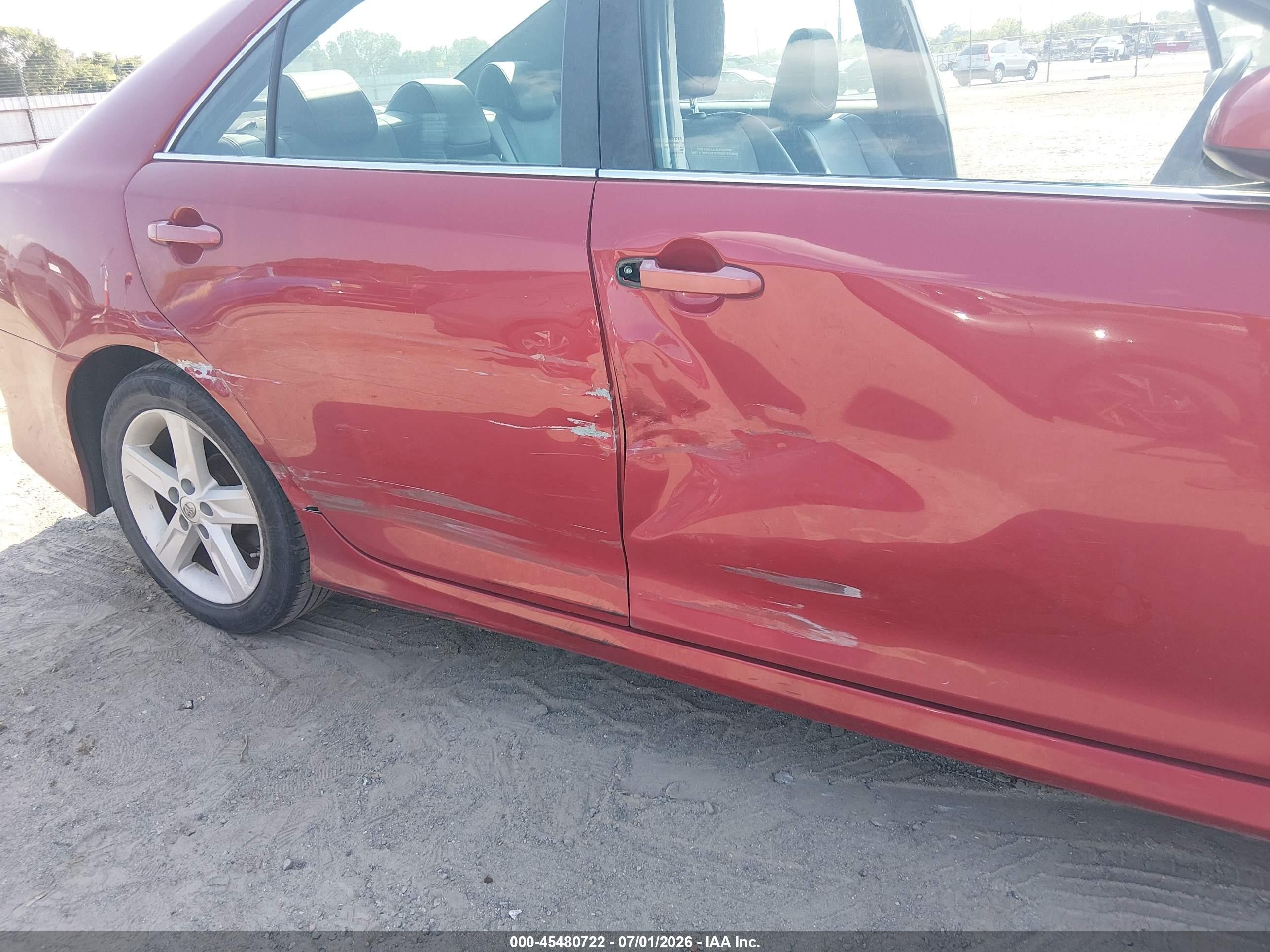 2014 Toyota Camry Se Красный vin: 4T1BF1FK3EU834930