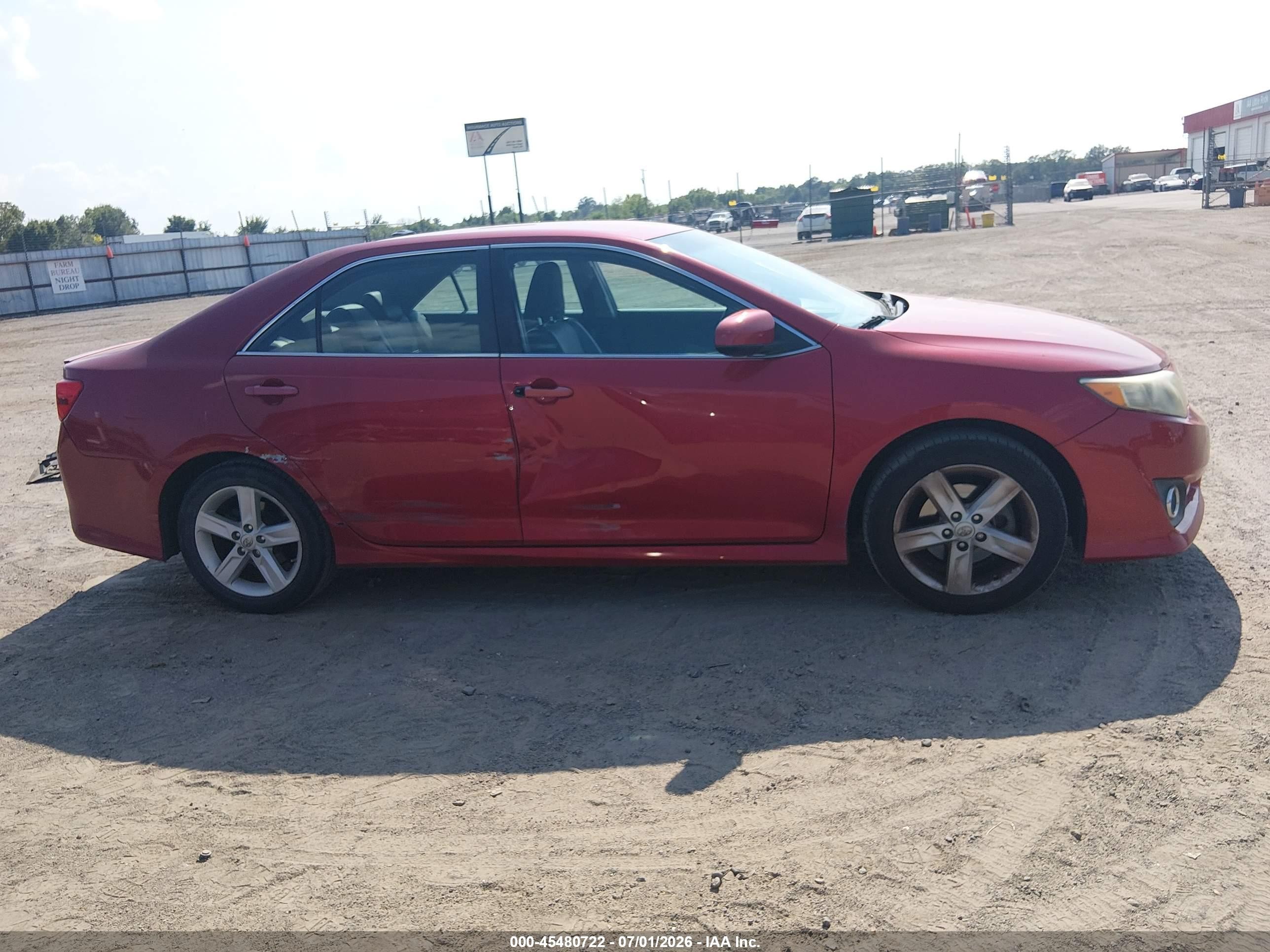 2014 Toyota Camry Se Красный vin: 4T1BF1FK3EU834930