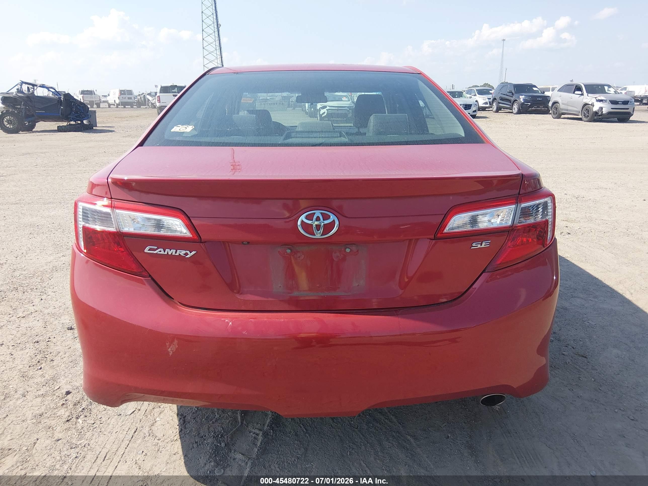 2014 Toyota Camry Se Красный vin: 4T1BF1FK3EU834930