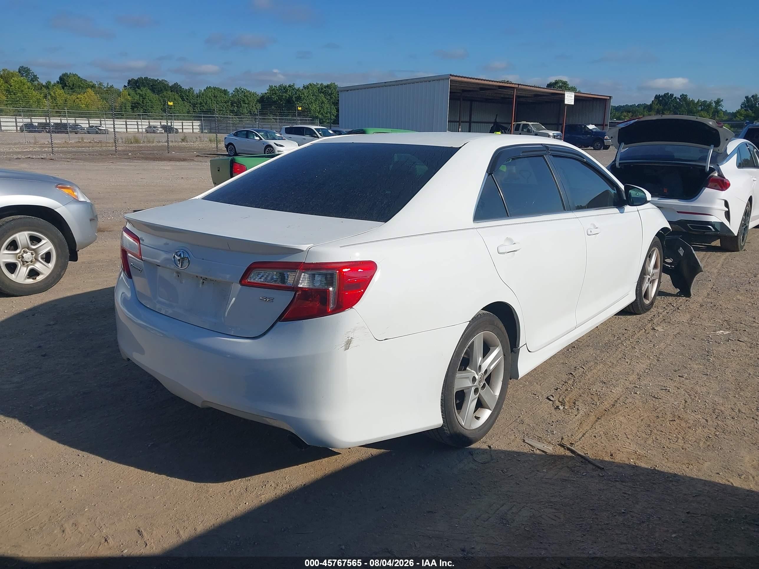 2014 Toyota Camry Se Белый vin: 4T1BF1FK3EU840551