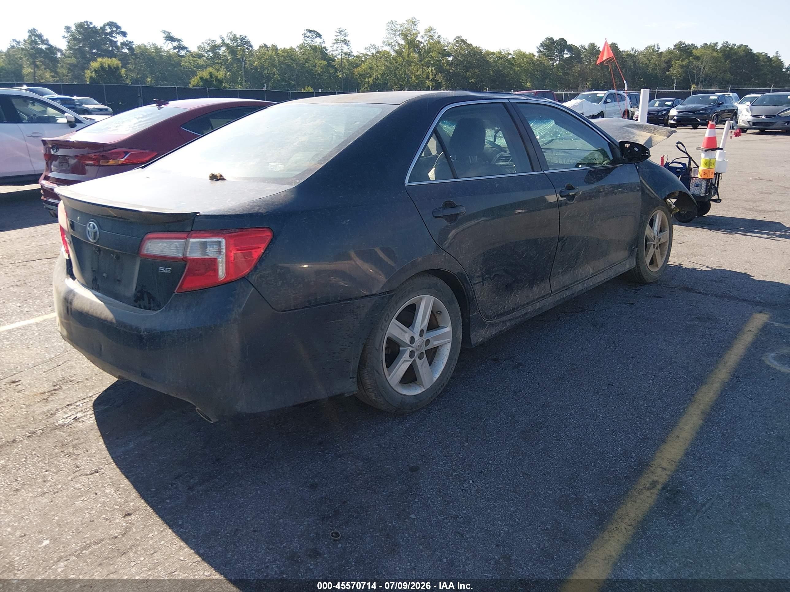 2014 Toyota Camry Se Blue vin: 4T1BF1FK3EU843949