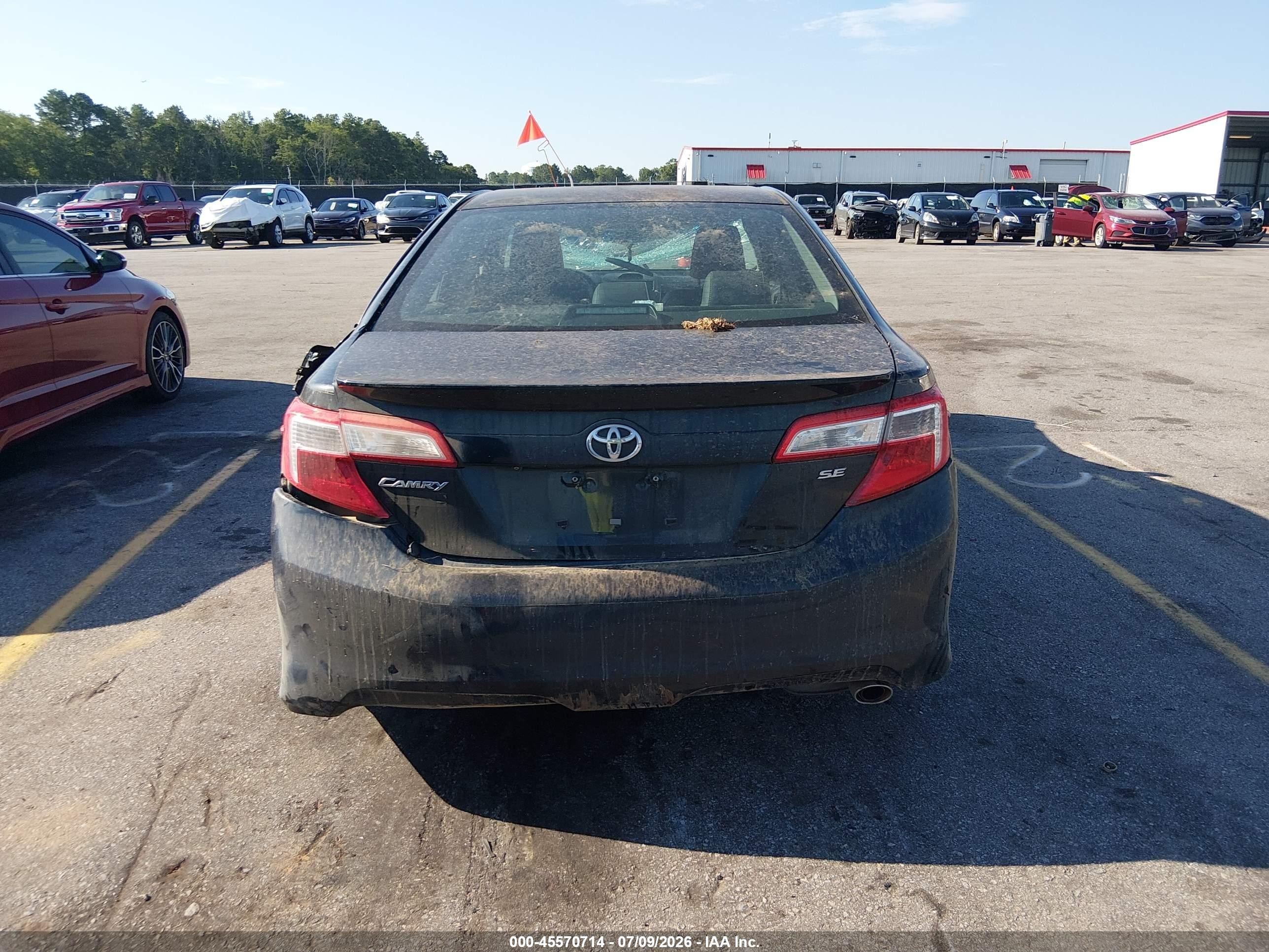 2014 Toyota Camry Se Blue vin: 4T1BF1FK3EU843949