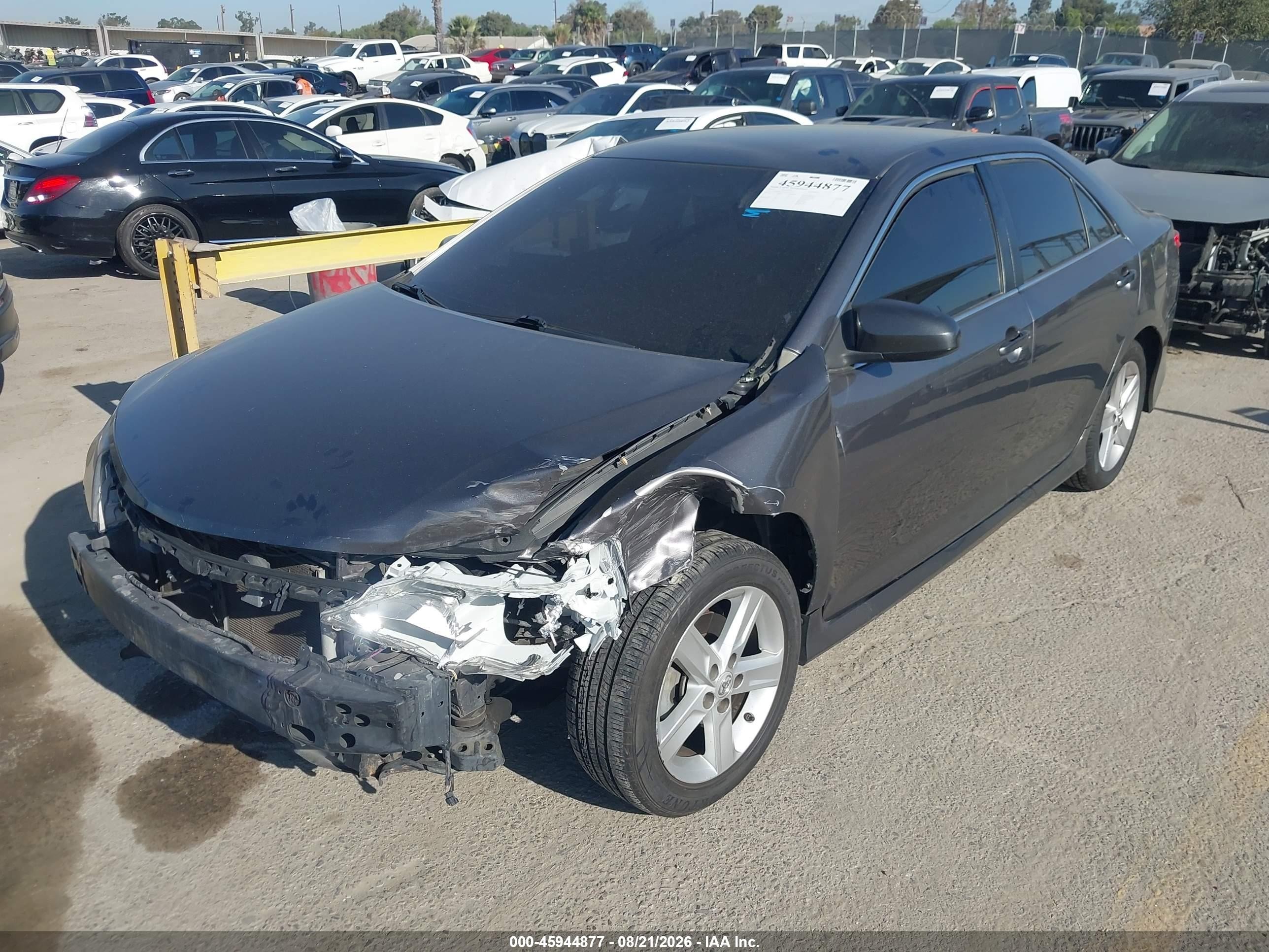 2014 Toyota Camry Se Gray vin: 4T1BF1FK3EU853073