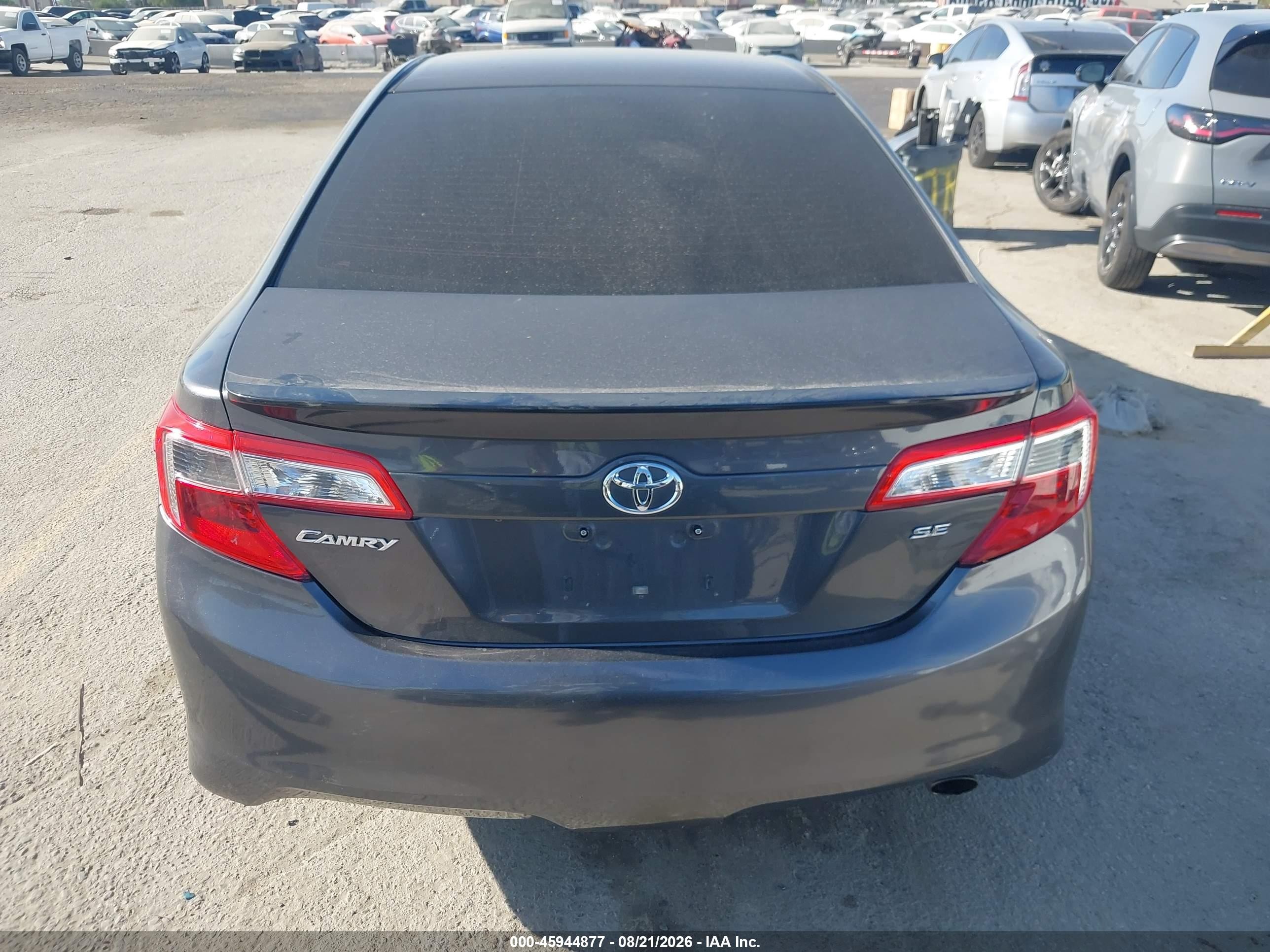 2014 Toyota Camry Se Gray vin: 4T1BF1FK3EU853073