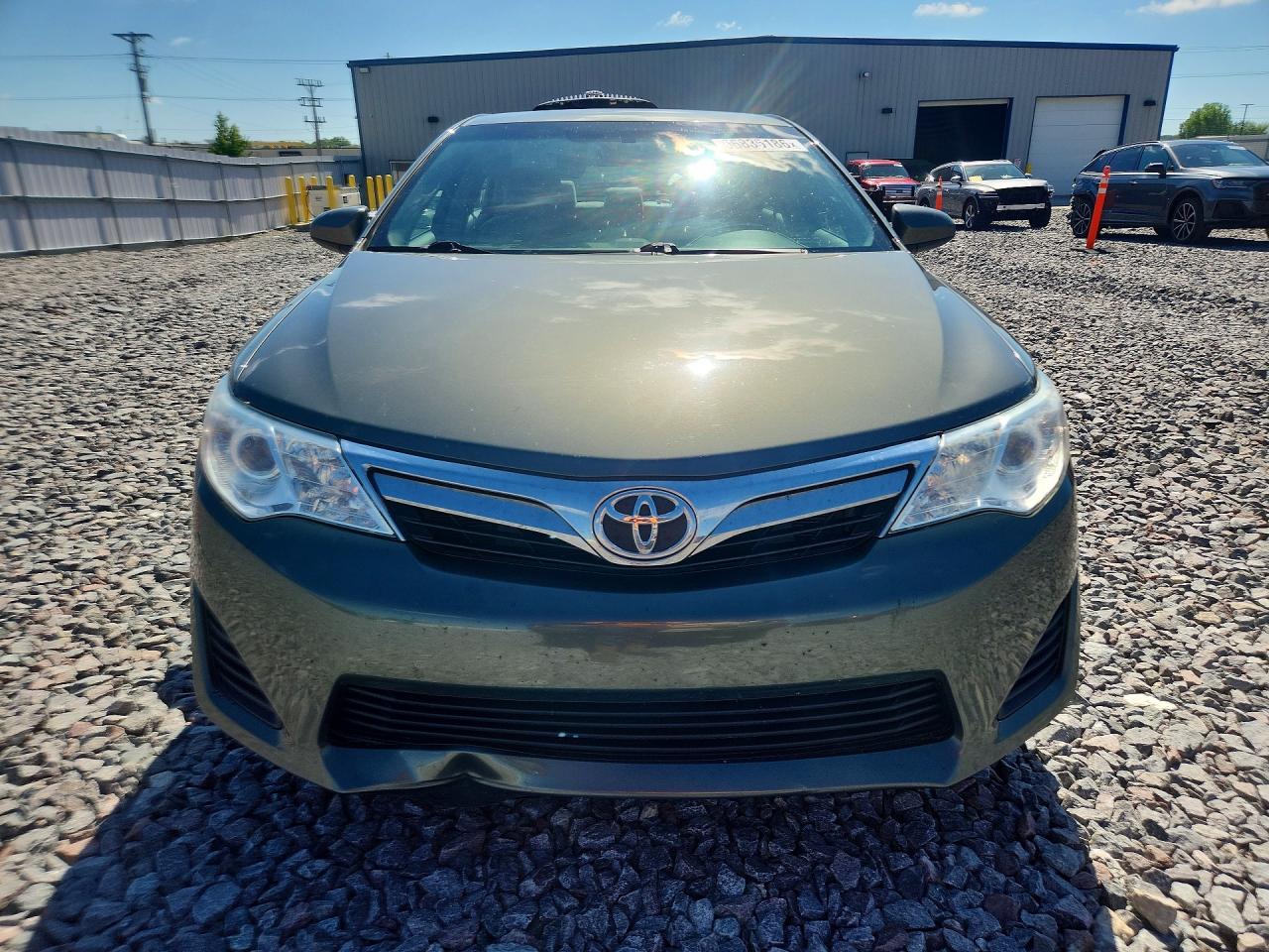 2014 Toyota Camry Le Gray vin: 4T1BF1FK3EU863053