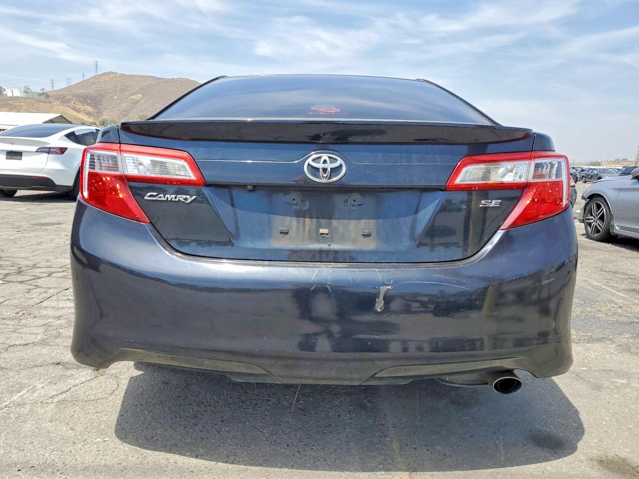 2014 Toyota Camry Se Black vin: 4T1BF1FK3EU867068