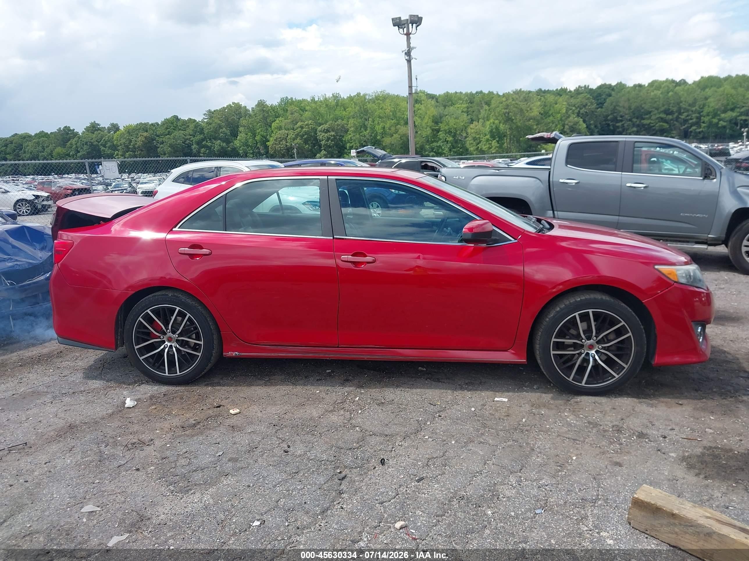 2014 Toyota Camry Se Red vin: 4T1BF1FK3EU870701