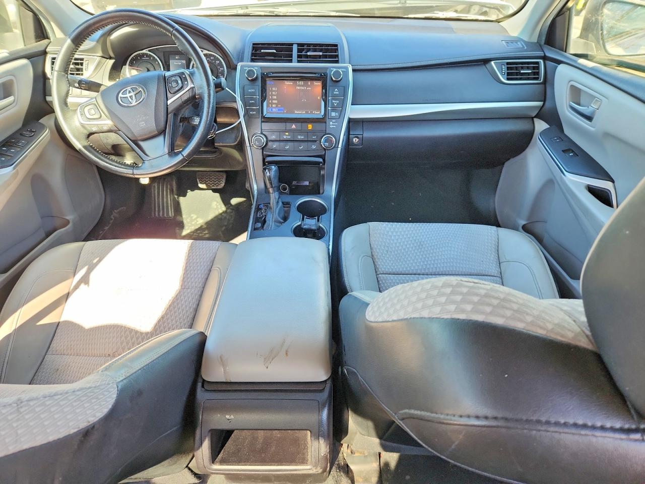 2015 Toyota Camry Se White vin: 4T1BF1FK3FU007964