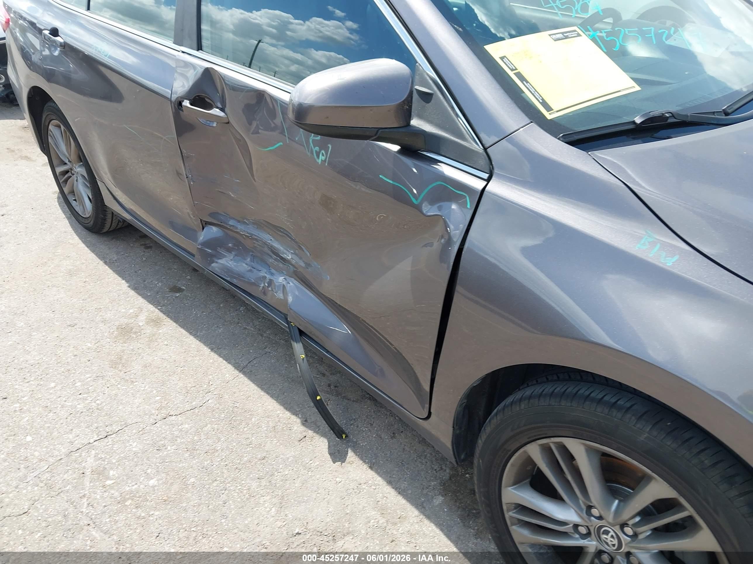 2015 Toyota Camry Se Gray vin: 4T1BF1FK3FU014672