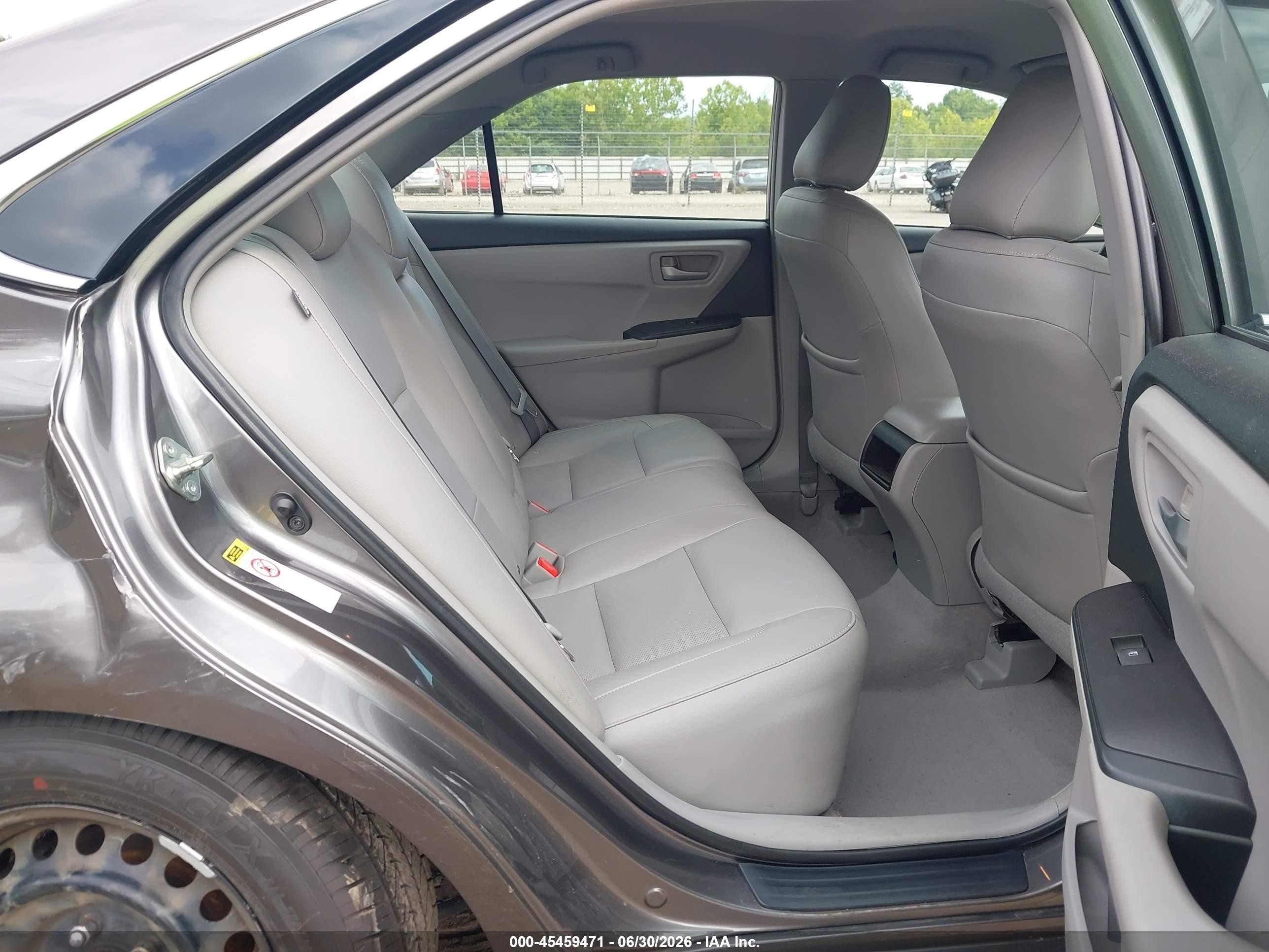 2015 Toyota Camry Le Серый vin: 4T1BF1FK3FU015465