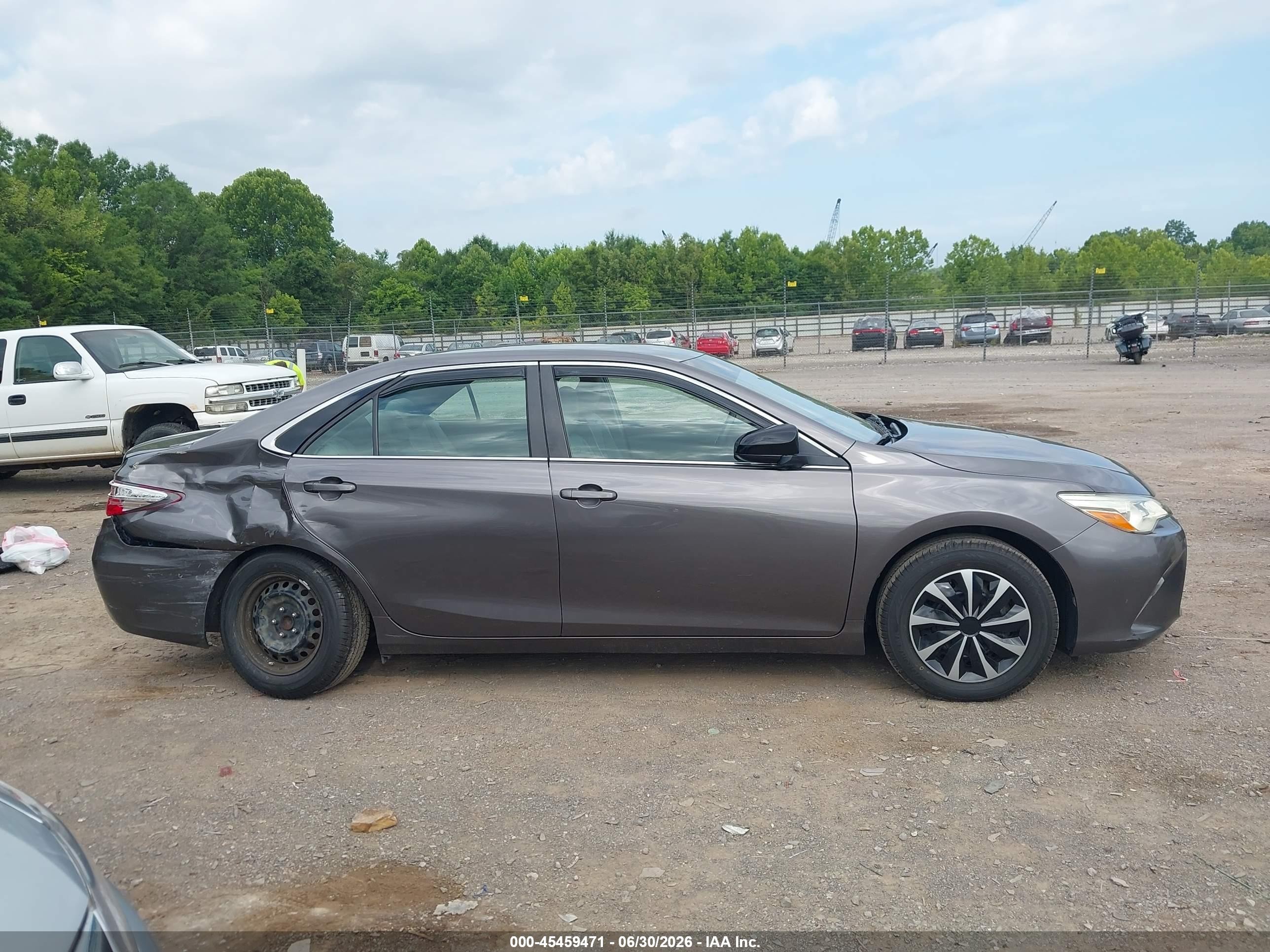 2015 Toyota Camry Le Серый vin: 4T1BF1FK3FU015465