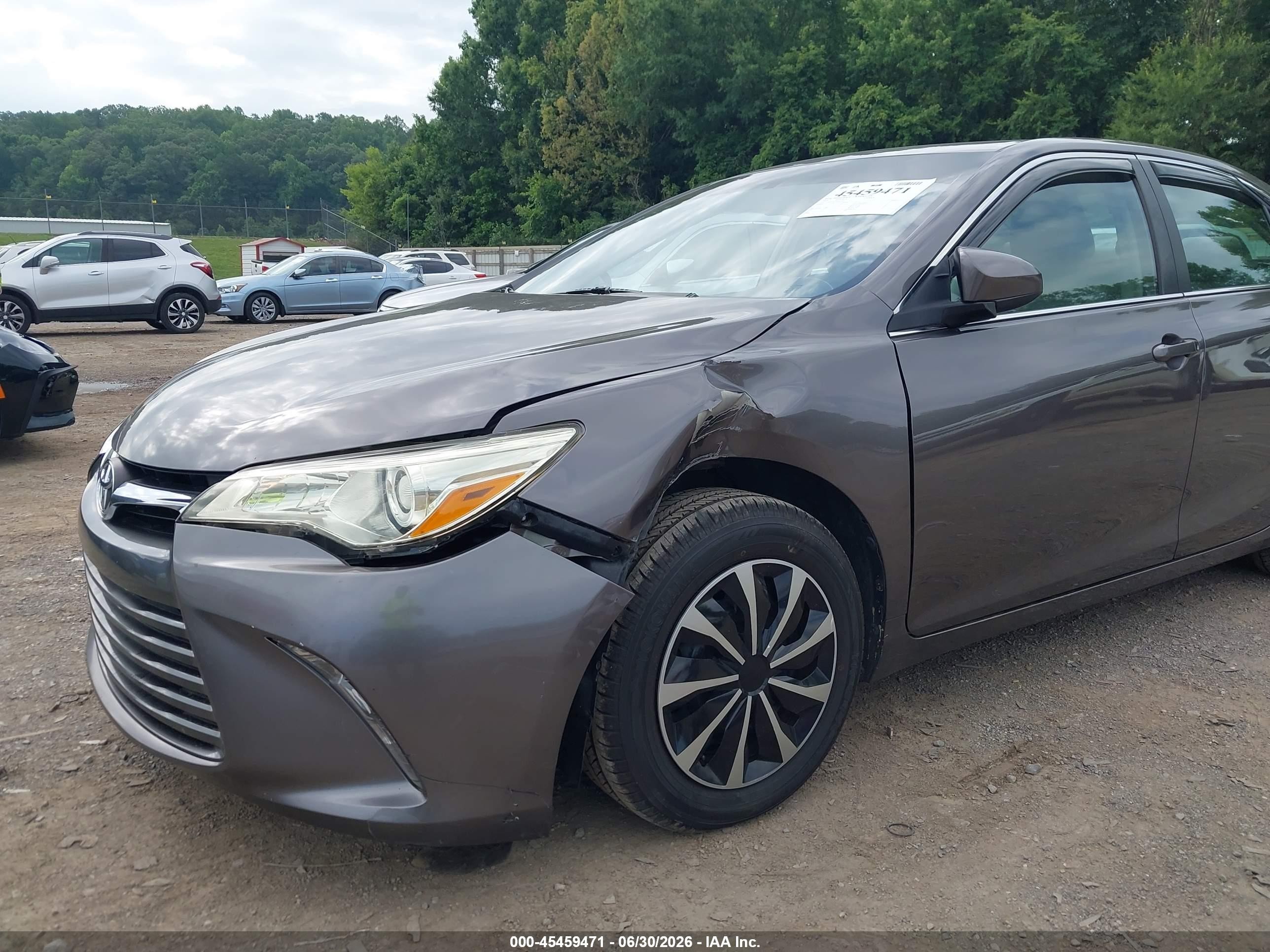 2015 Toyota Camry Le Серый vin: 4T1BF1FK3FU015465