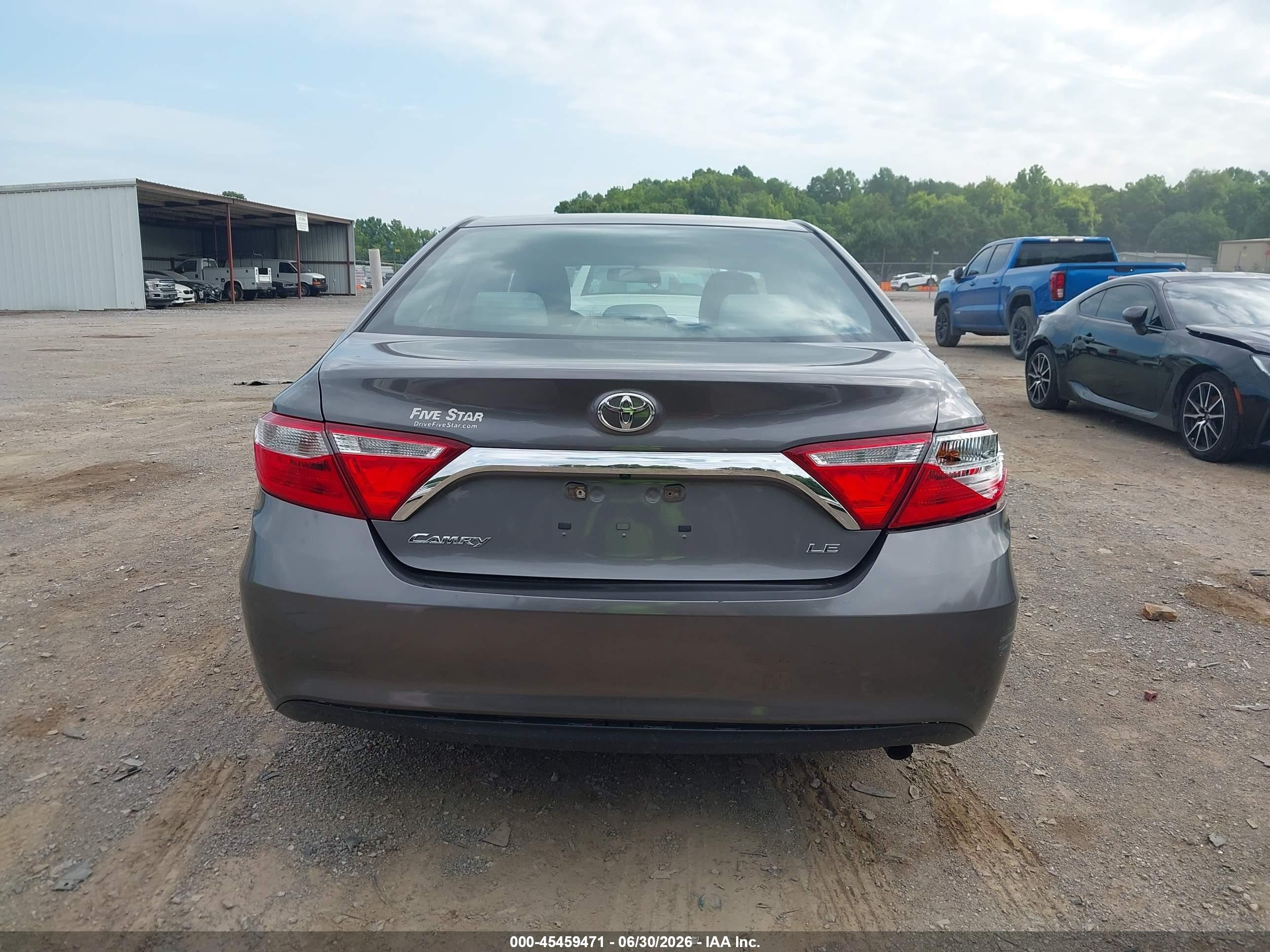 2015 Toyota Camry Le Серый vin: 4T1BF1FK3FU015465