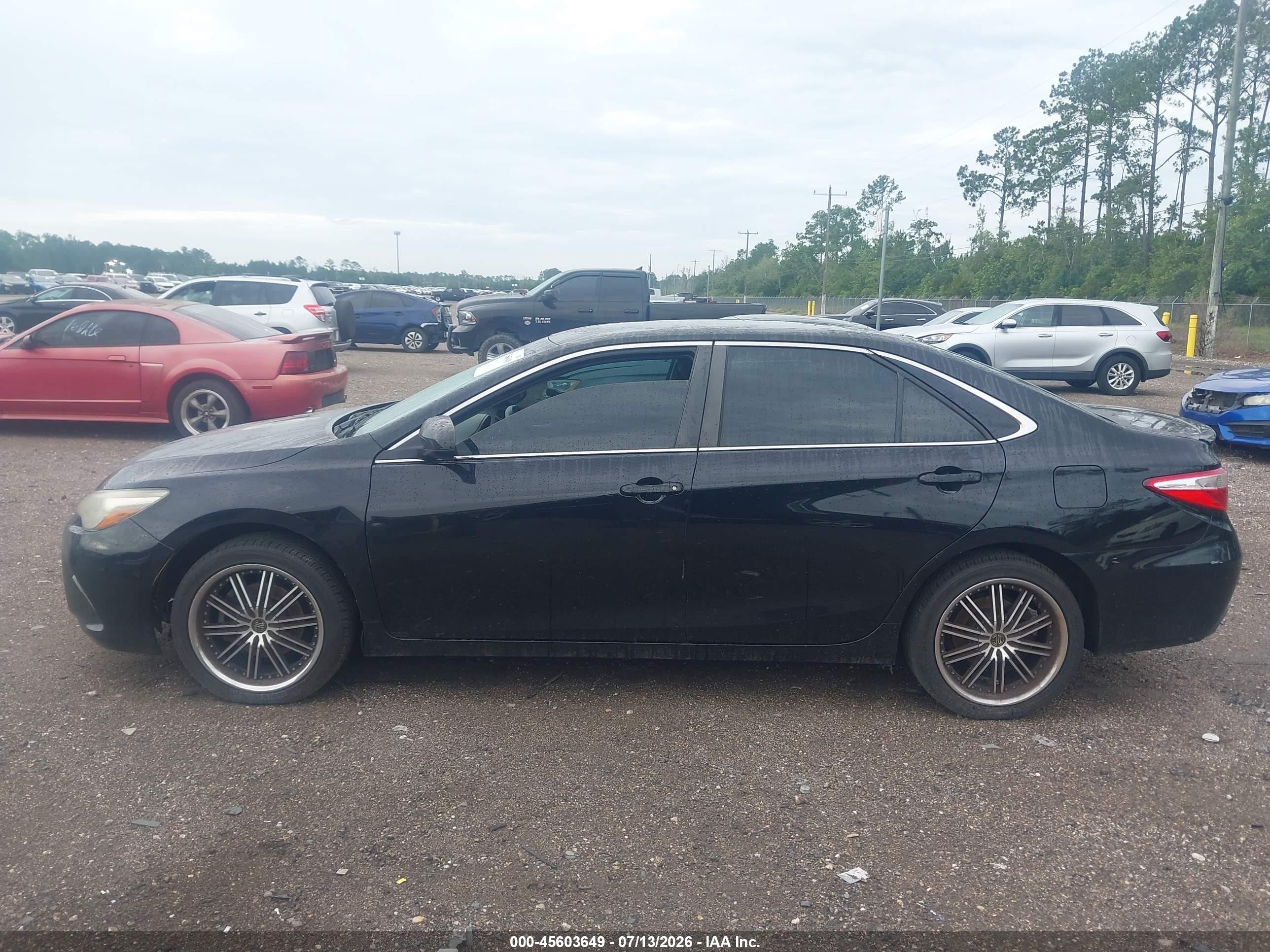 2015 Toyota Camry Se Черный vin: 4T1BF1FK3FU026241